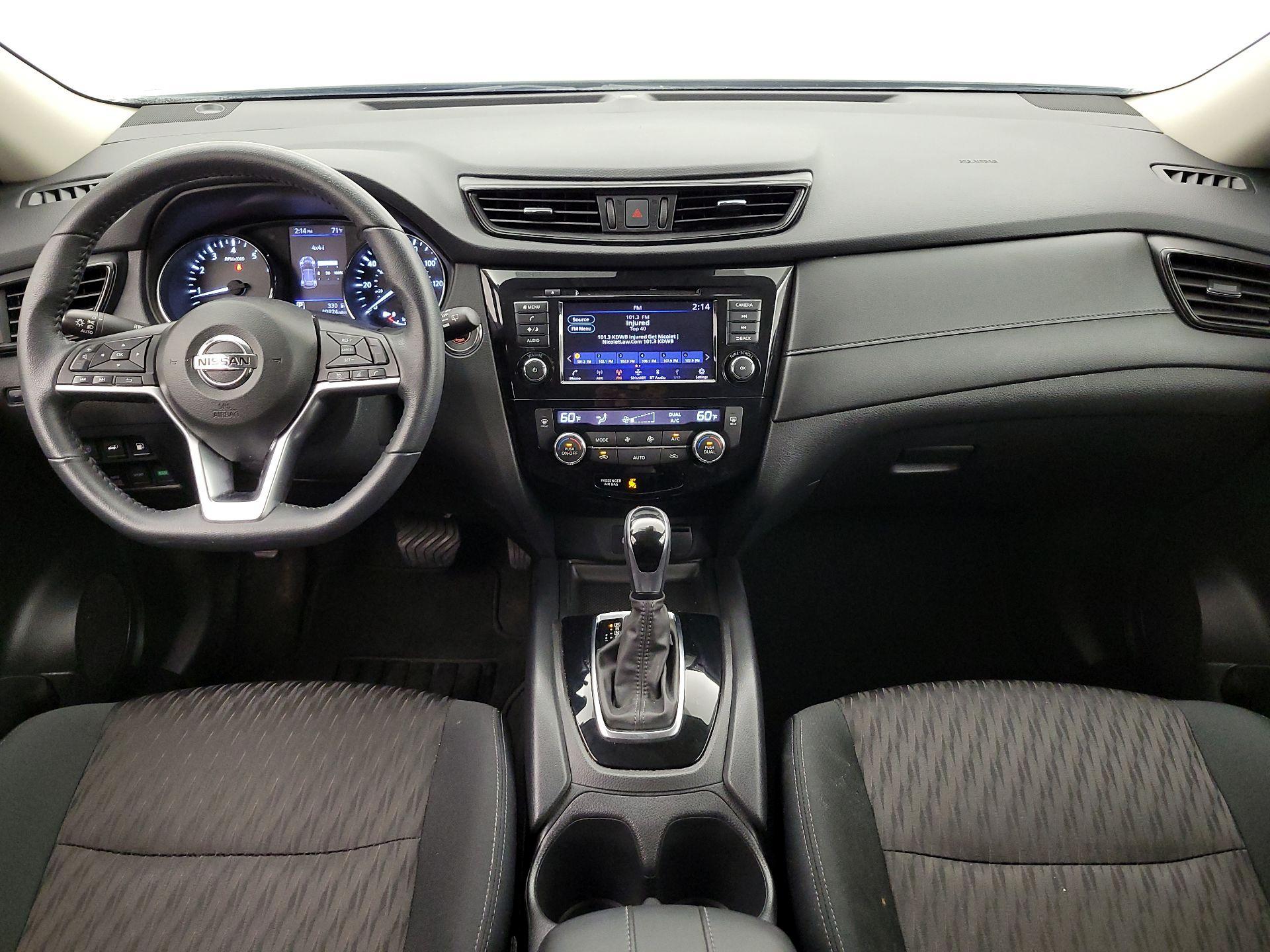 Thumbnail: 2020 Nissan Rogue - 9