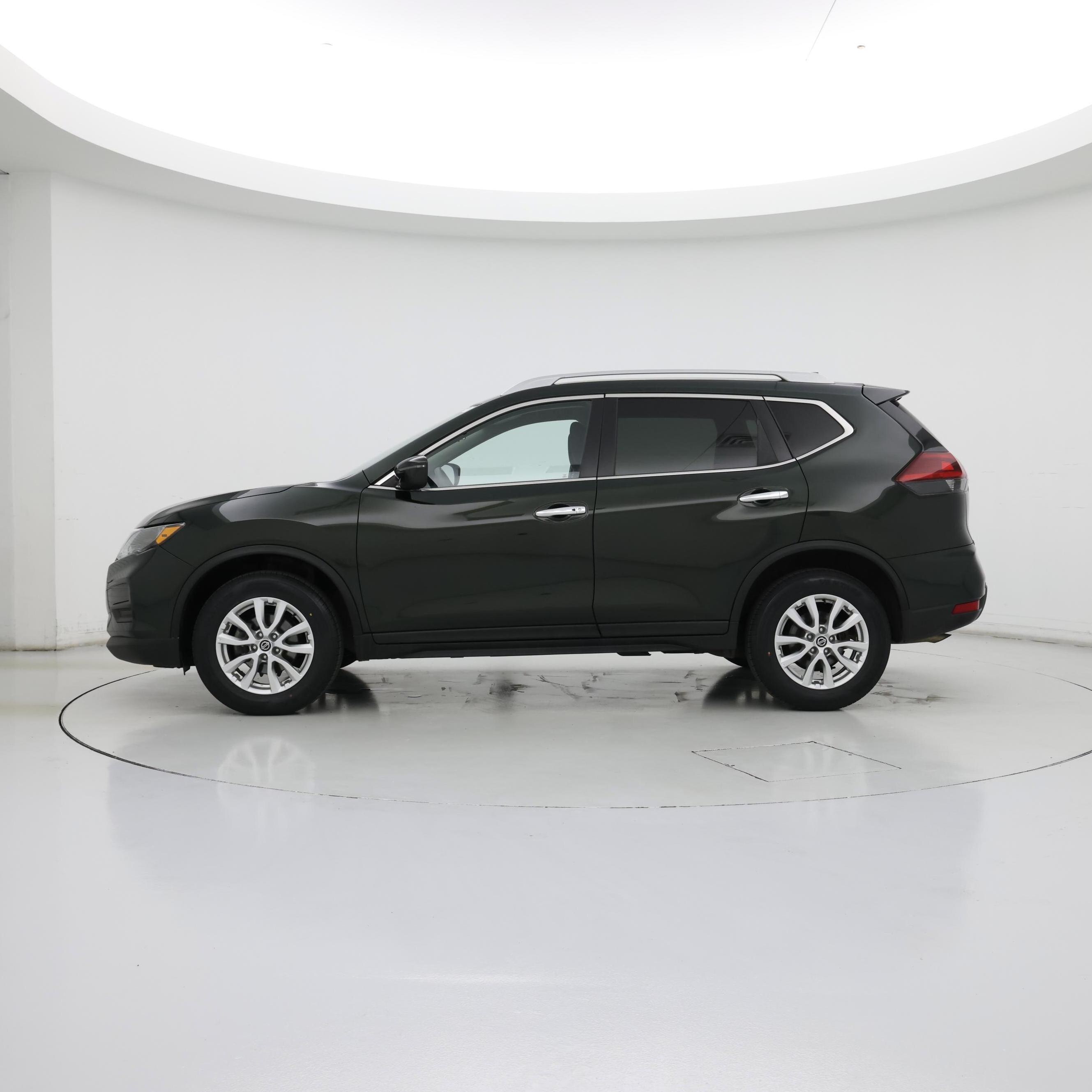Thumbnail: 2020 Nissan Rogue - 3
