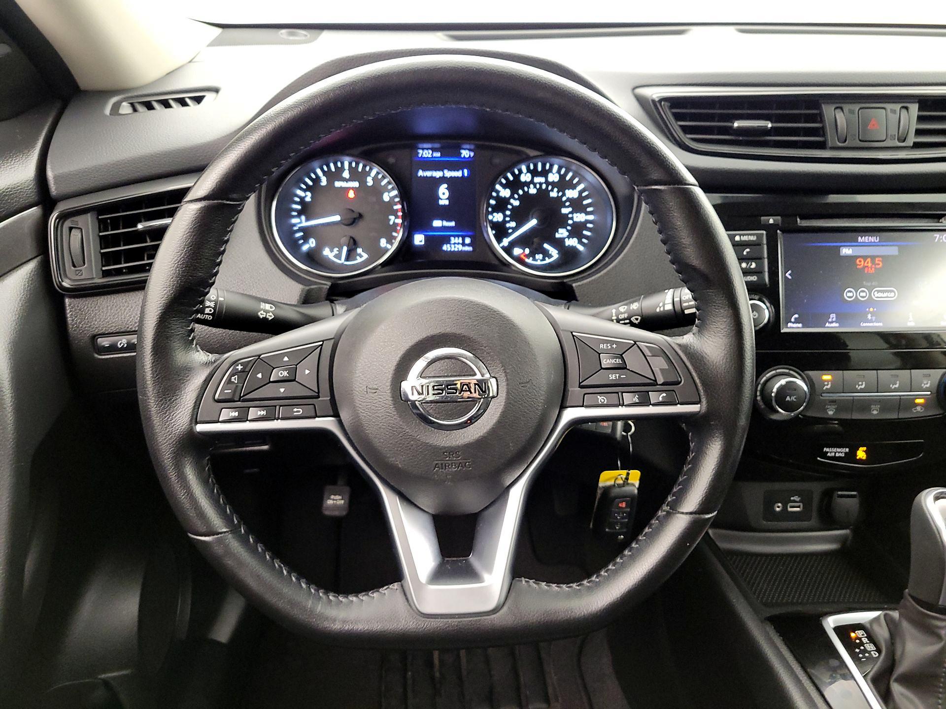 Thumbnail: 2020 Nissan Rogue - 10