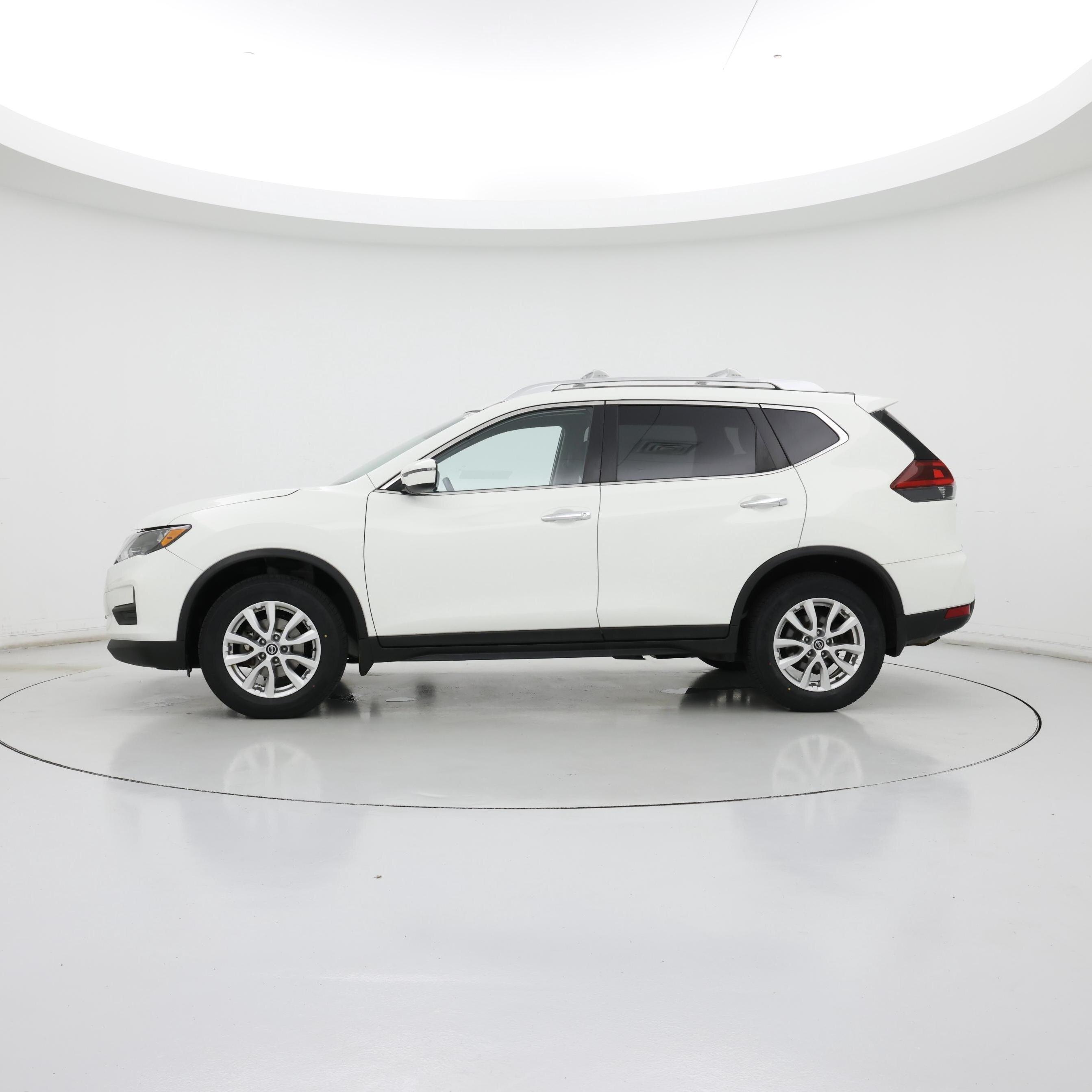 Thumbnail: 2020 Nissan Rogue - 3