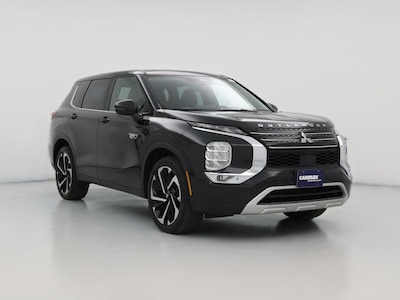Black 2023 Mitsubishi Outlander Plug in Hybrid SE