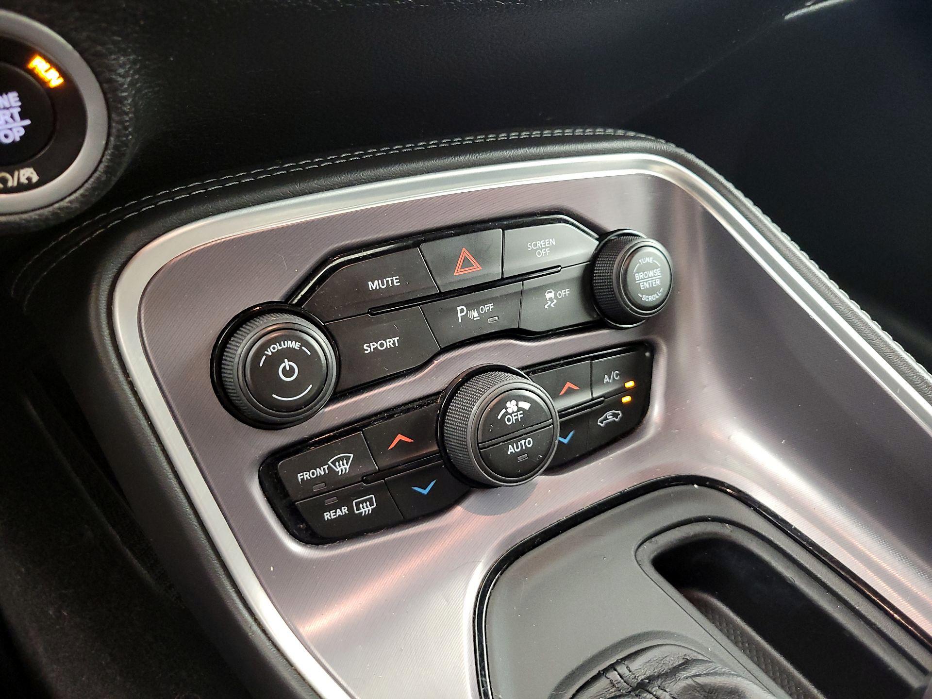 Thumbnail: 2020 Dodge Challenger - 16