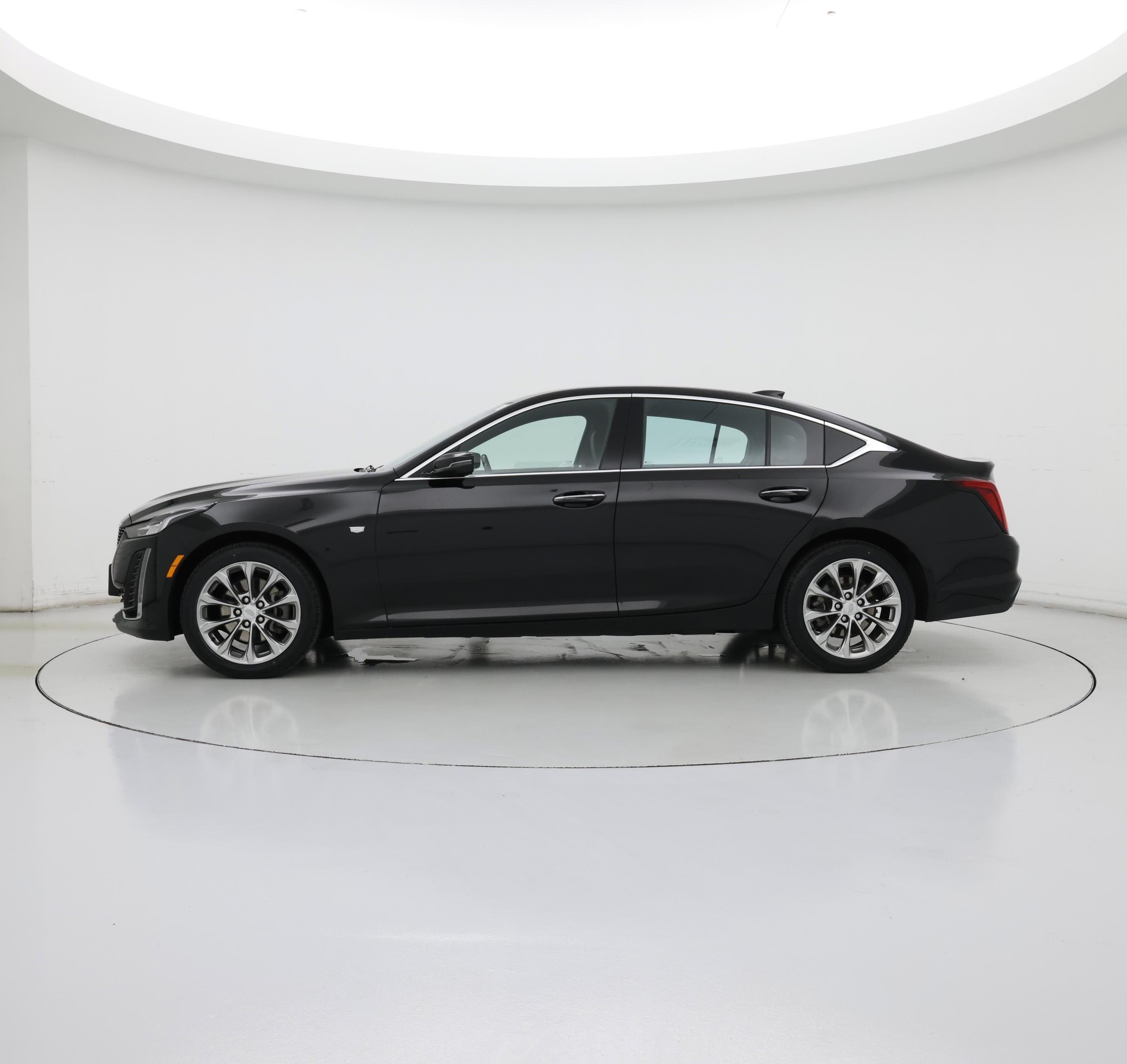 Thumbnail: 2023 Cadillac CT5 - 3