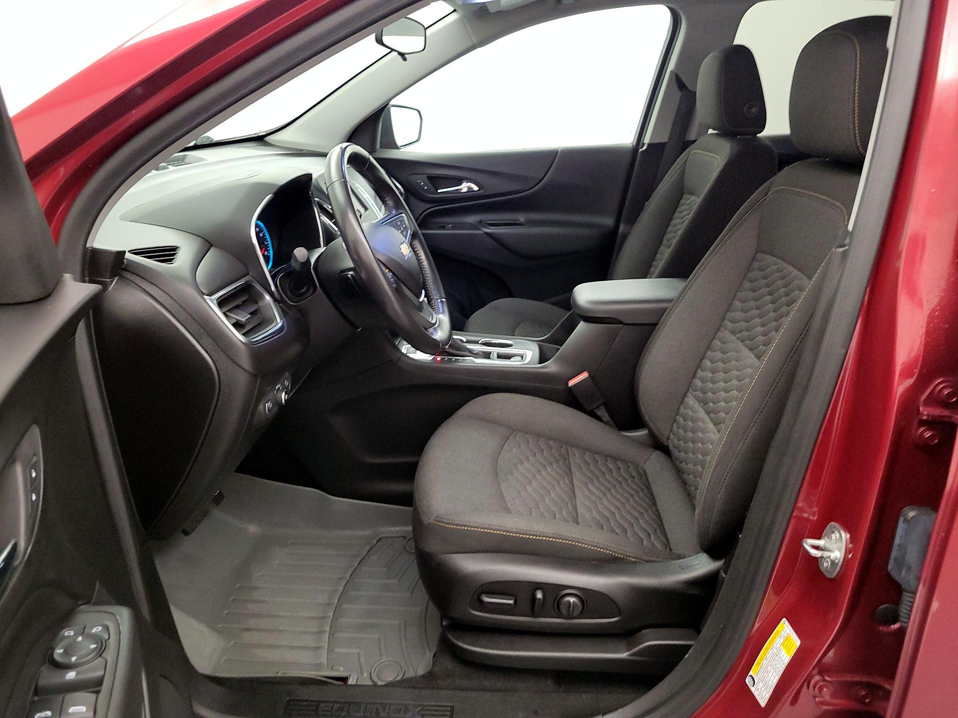 Thumbnail: 2020 Chevrolet Equinox - 11