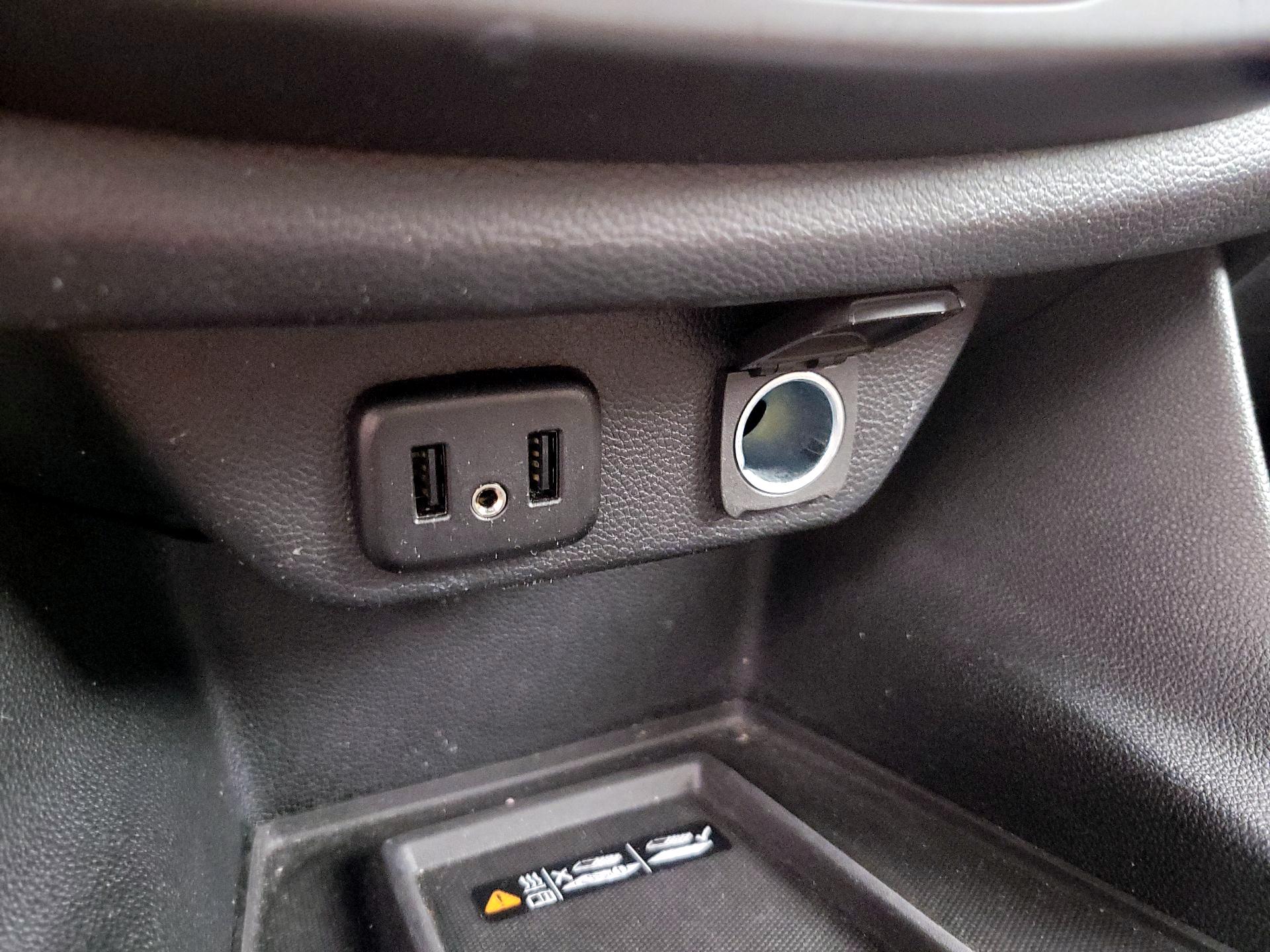 Thumbnail: 2019 Chevrolet Traverse - 19
