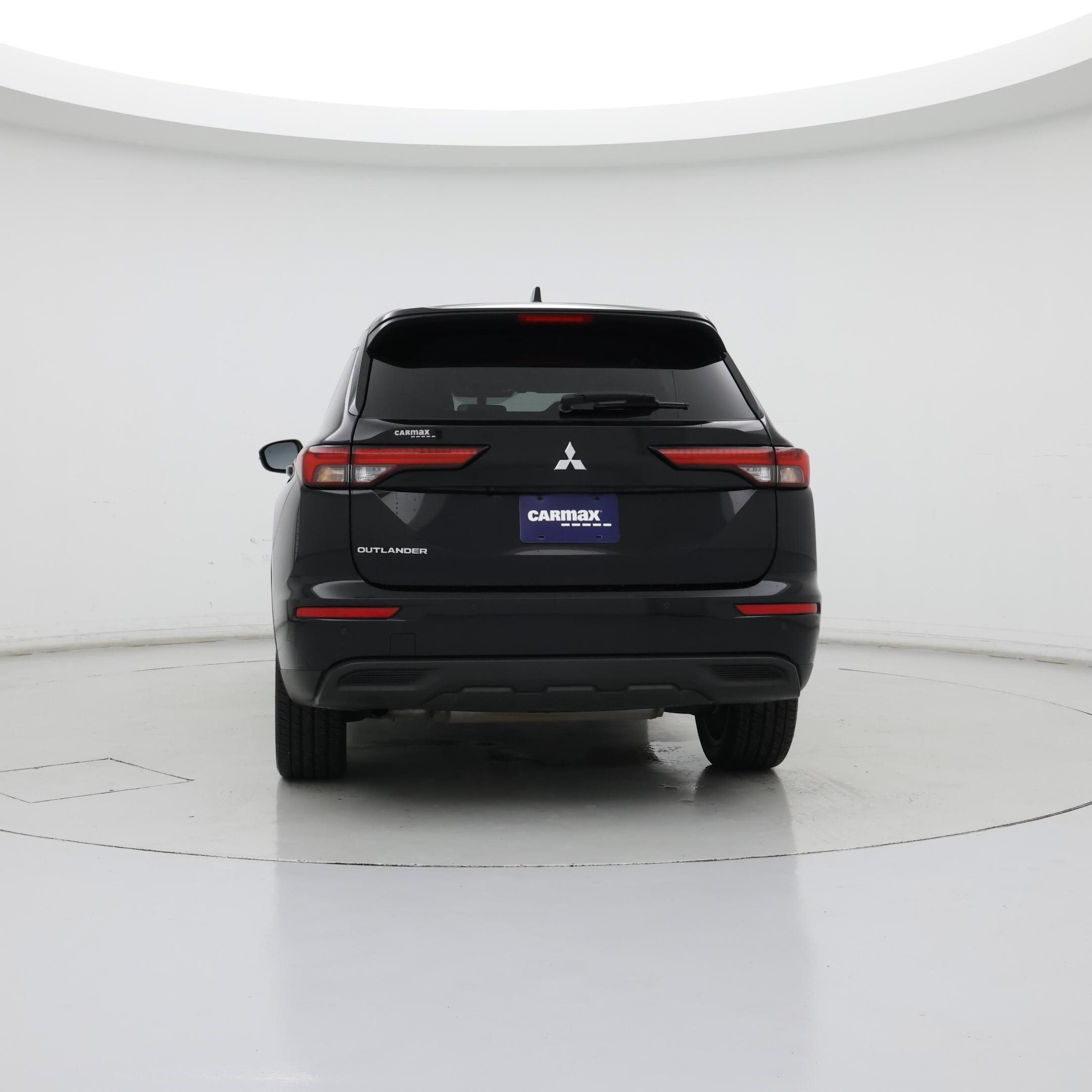Thumbnail: 2022 Mitsubishi Outlander - 6