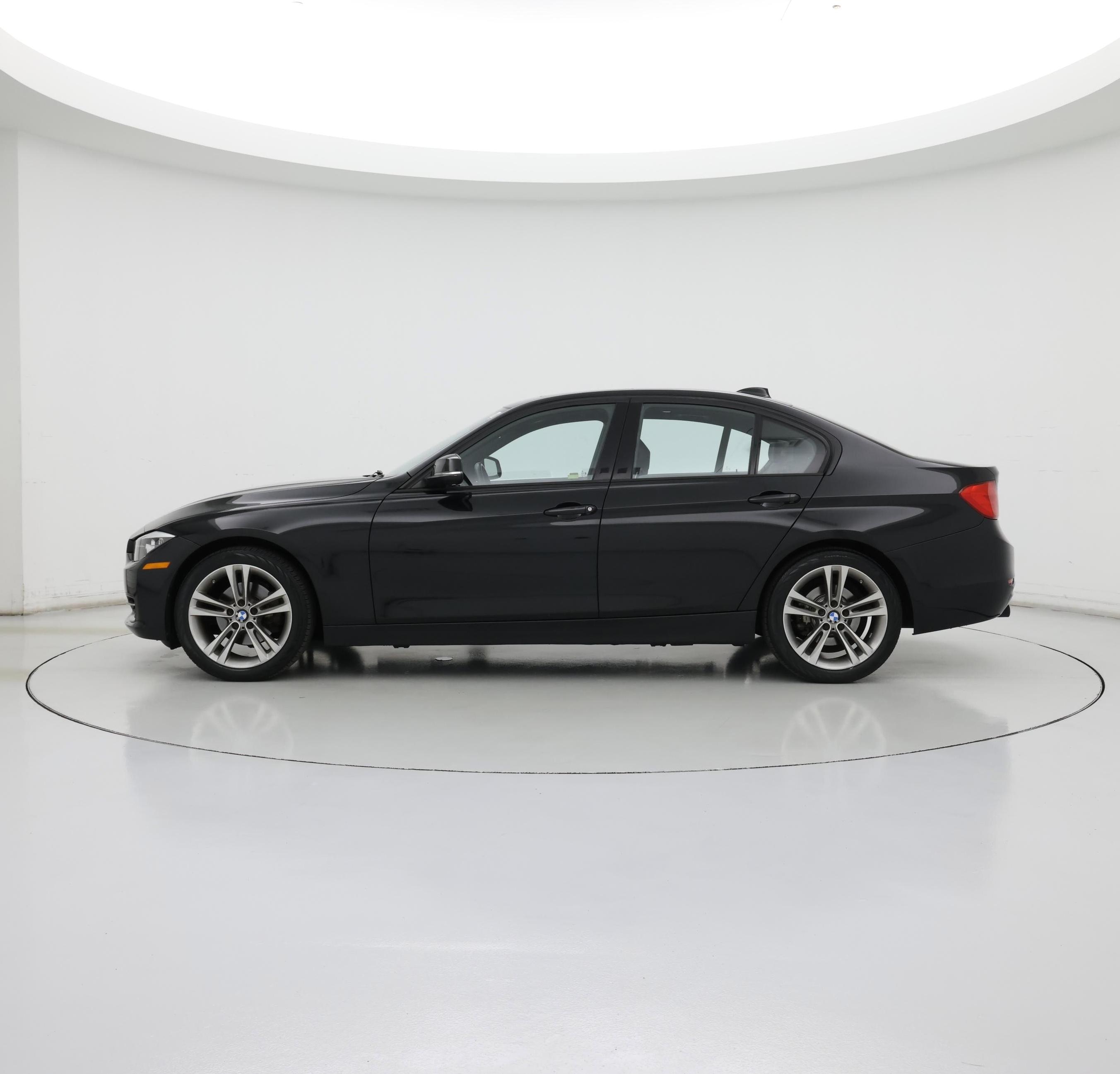 Thumbnail: 2014 BMW 3 Series - 3