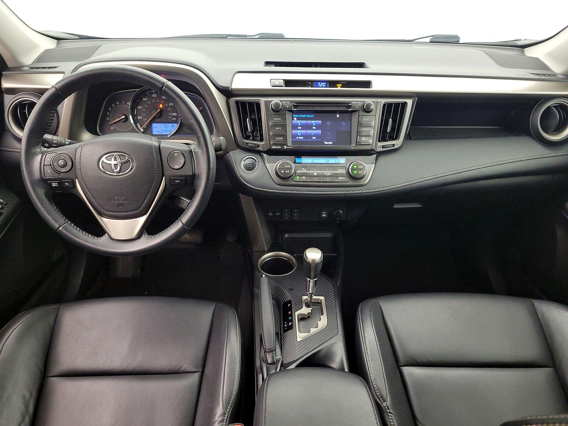Thumbnail: 2015 Toyota RAV4 - 9