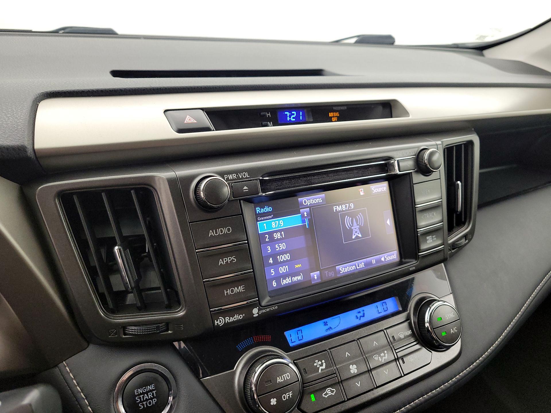 Thumbnail: 2015 Toyota RAV4 - 15