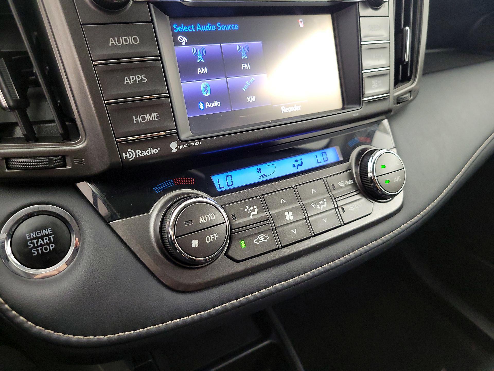 Thumbnail: 2015 Toyota RAV4 - 16