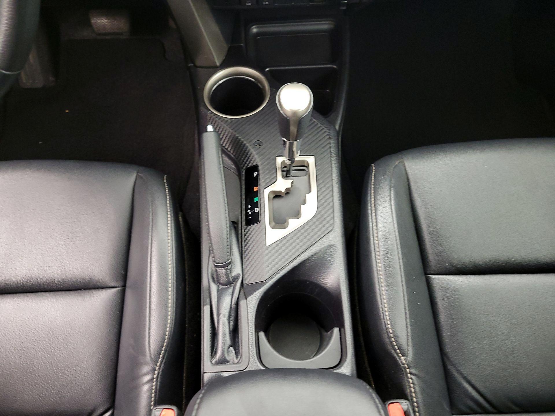 Thumbnail: 2015 Toyota RAV4 - 17