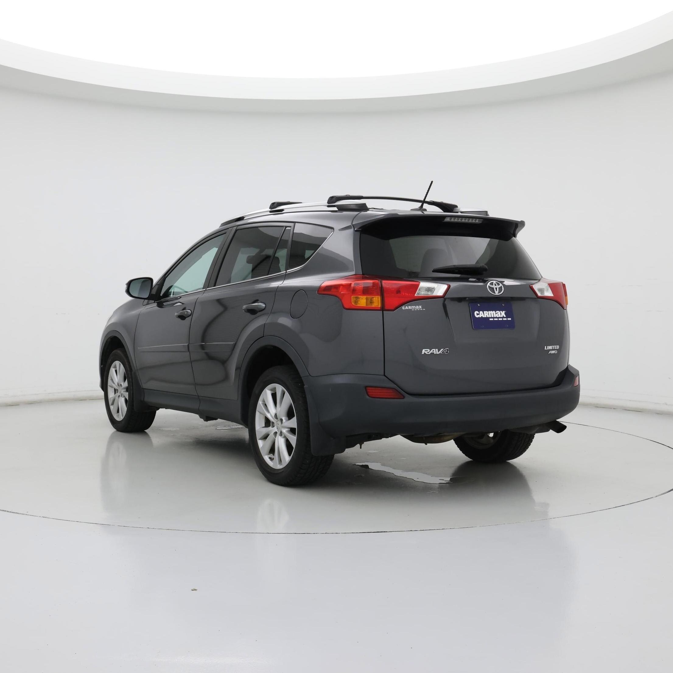 Thumbnail: 2015 Toyota RAV4 - 2