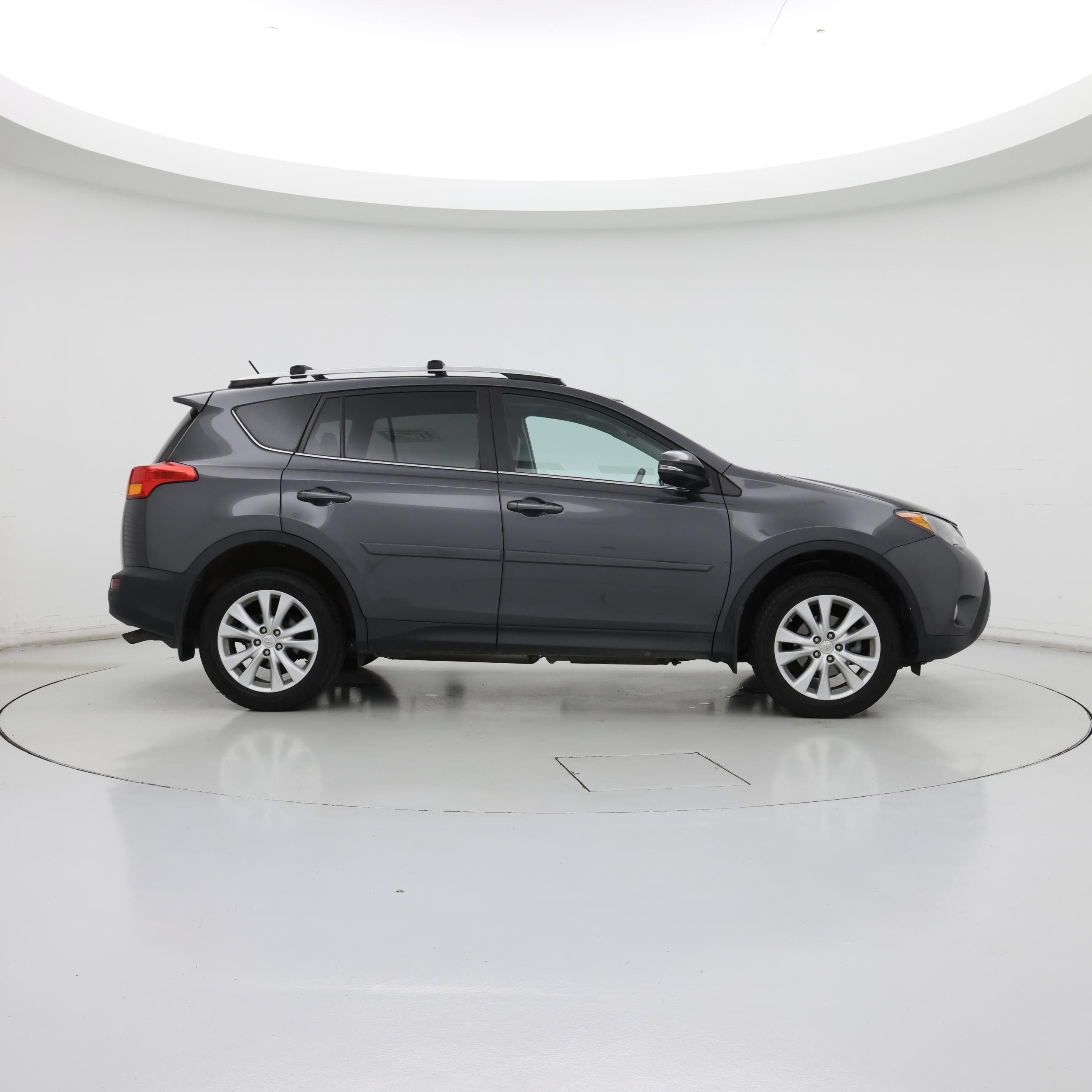 Thumbnail: 2015 Toyota RAV4 - 7