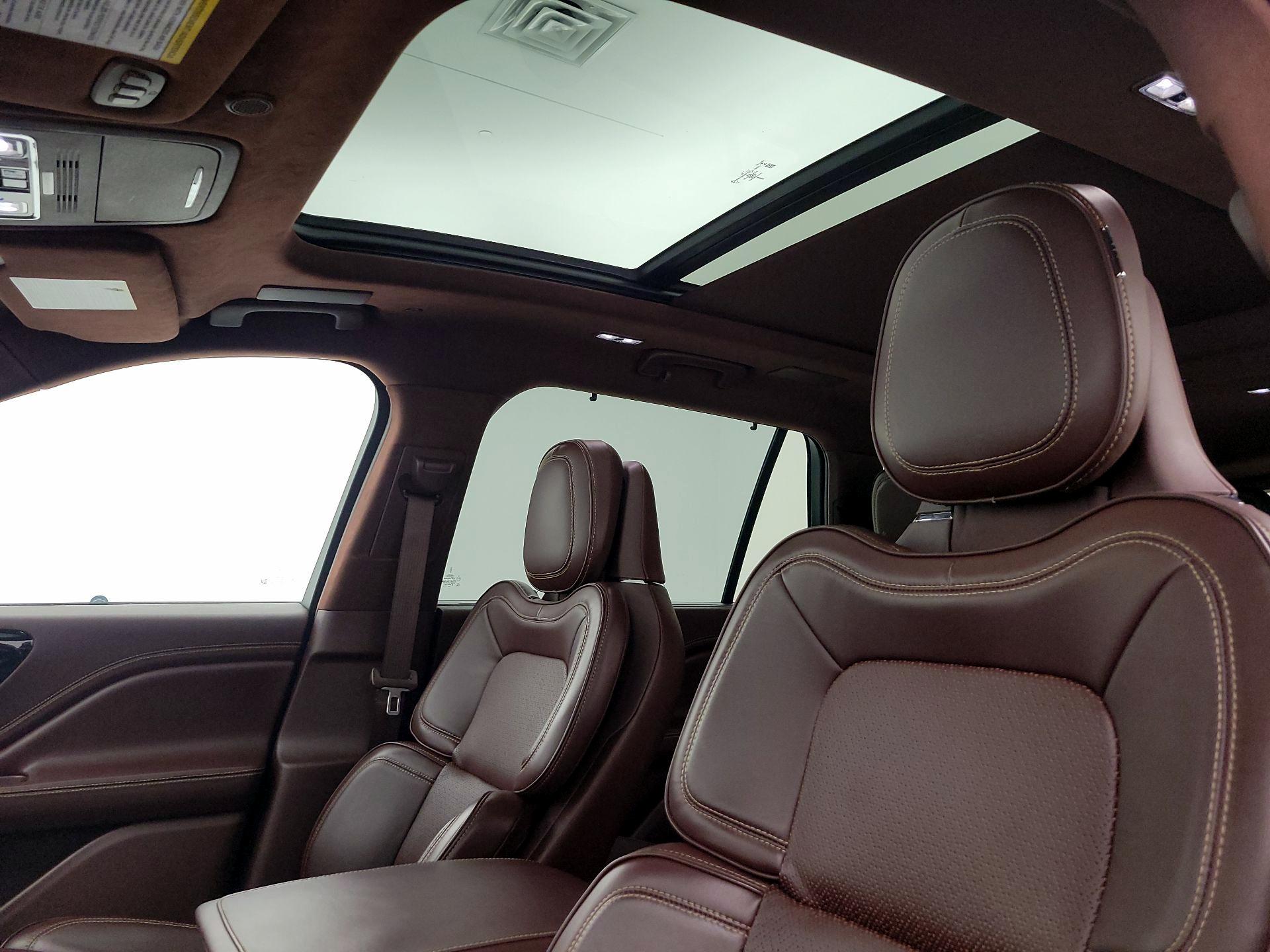 Thumbnail: 2021 Lincoln Aviator - 20
