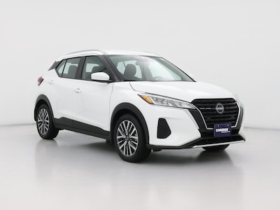 White 2024 Nissan Kicks SV