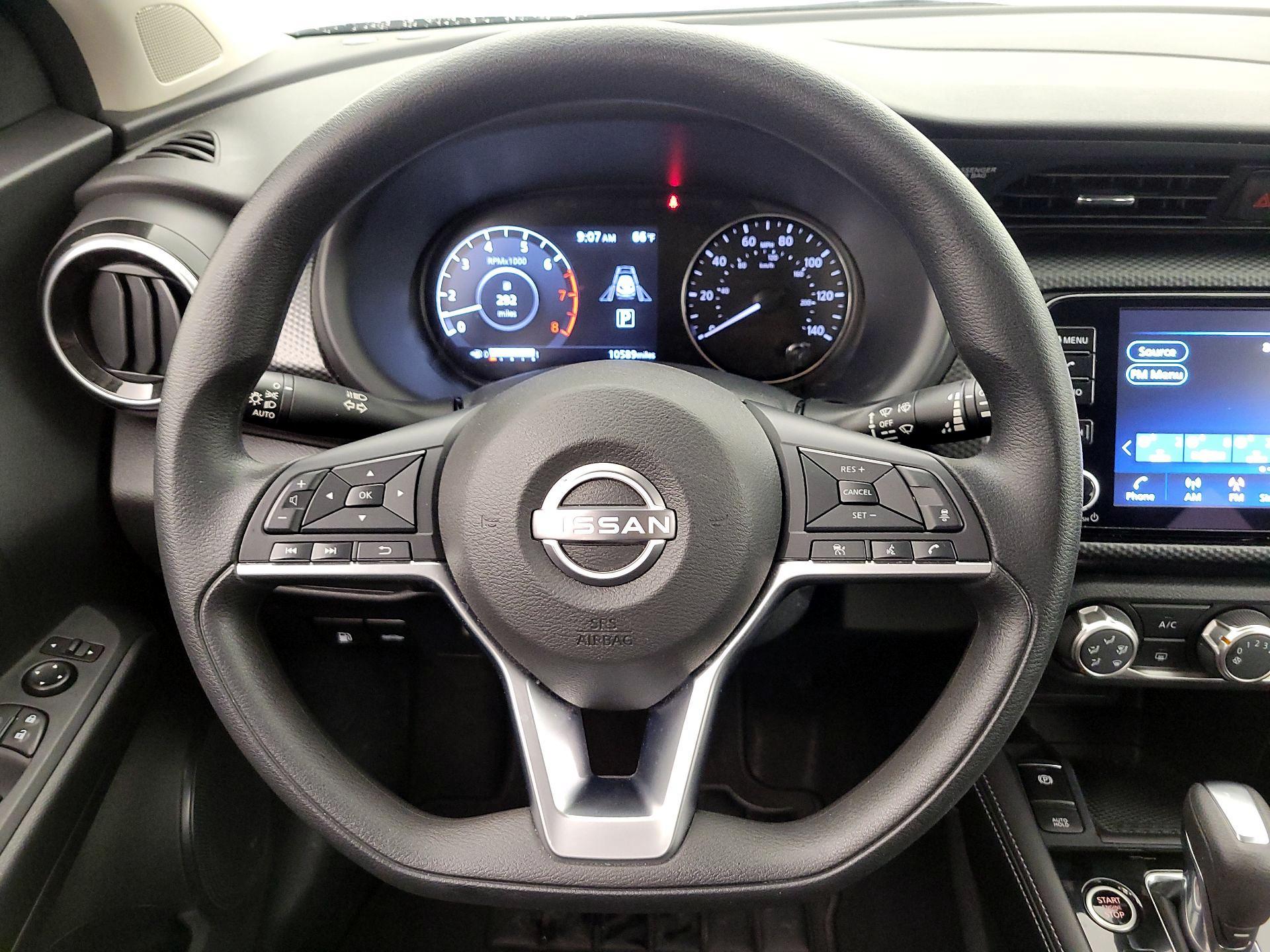 Thumbnail: 2024 Nissan Kicks - 10