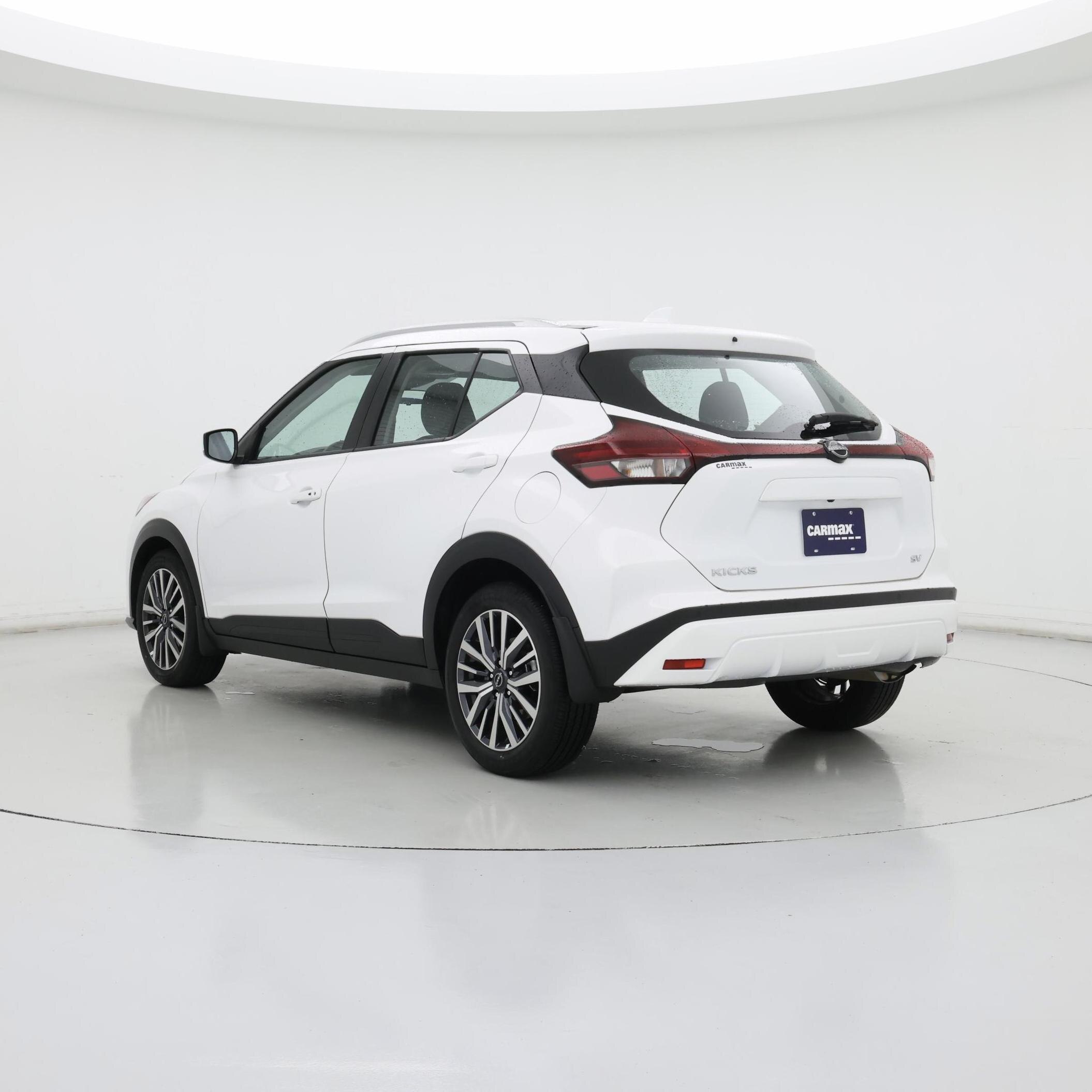 Thumbnail: 2024 Nissan Kicks - 2