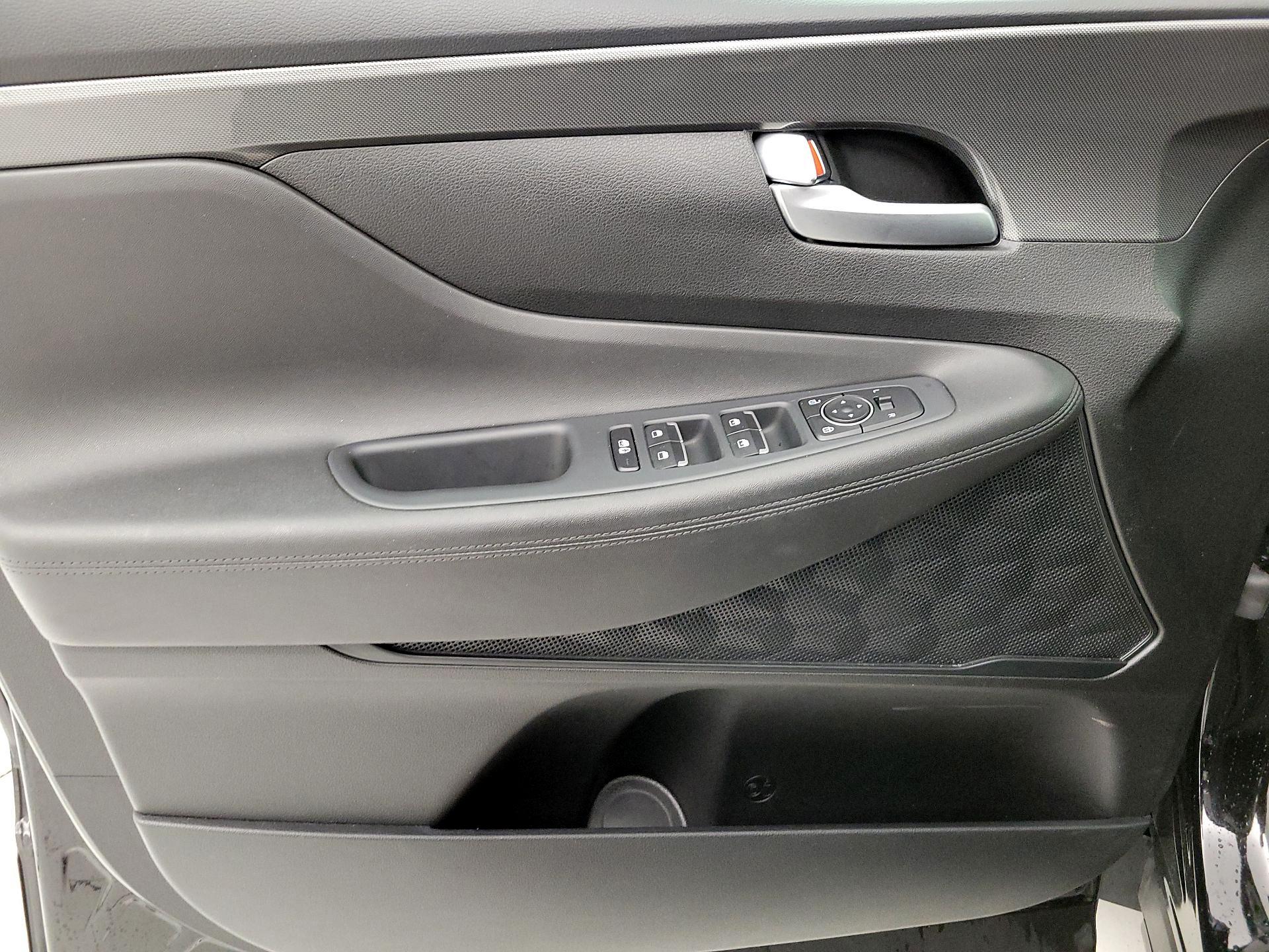 Thumbnail: 2022 Hyundai Santa Fe - 12