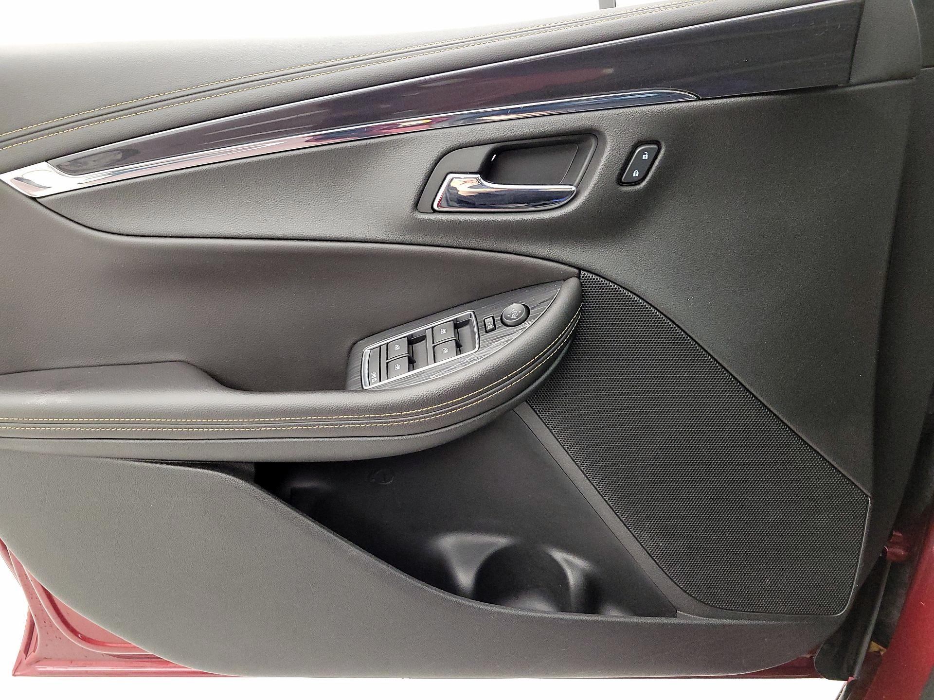 Thumbnail: 2016 Chevrolet Impala - 12