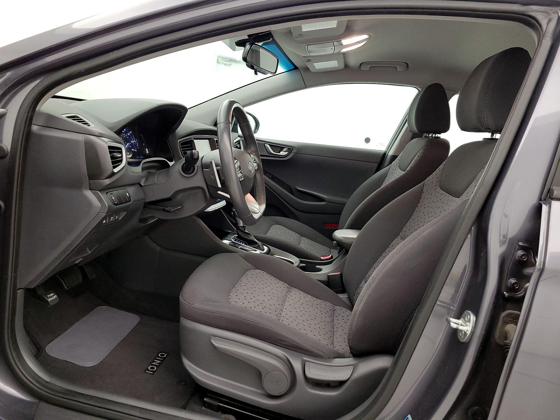Thumbnail: 2019 Hyundai Ioniq - 11