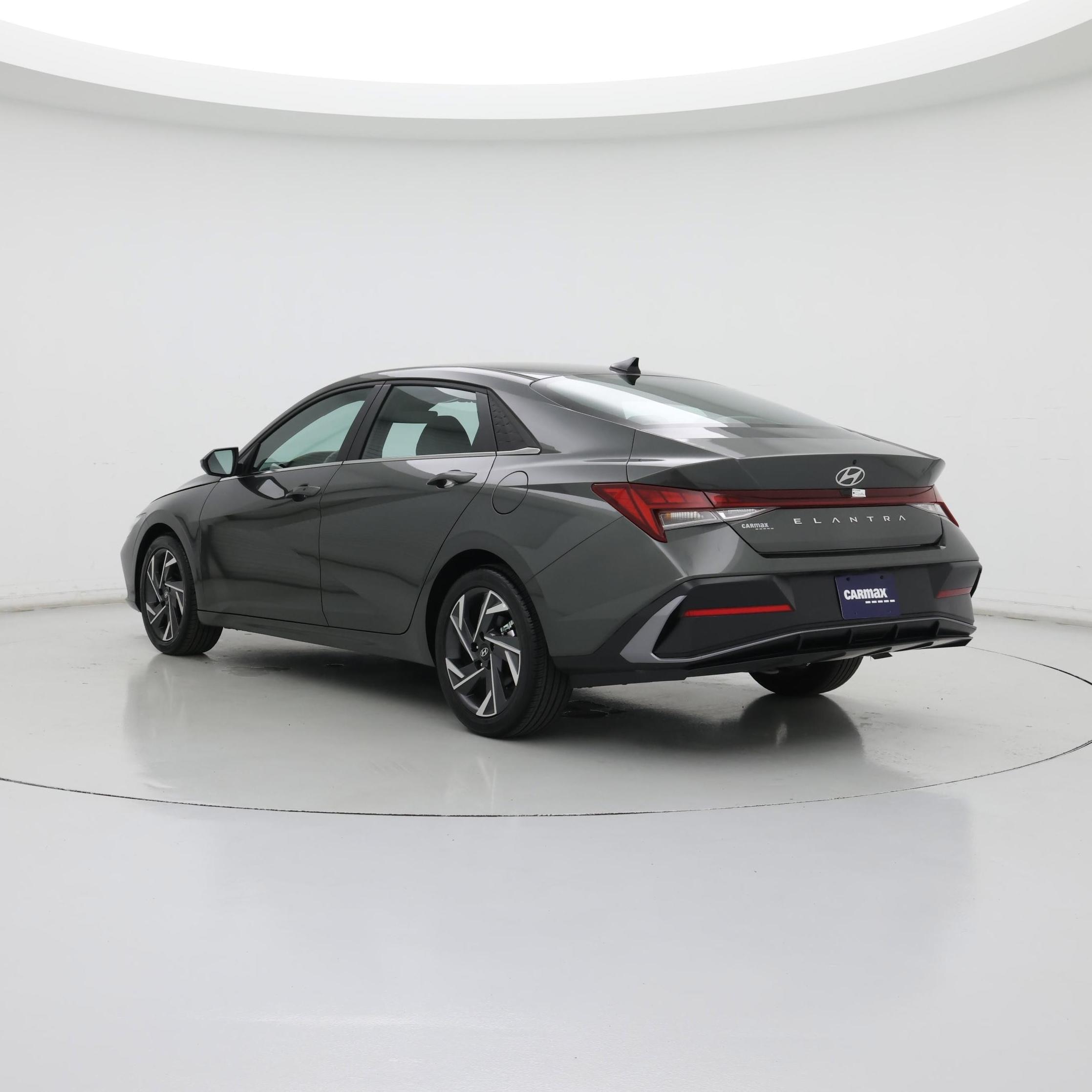 Thumbnail: 2024 Hyundai Elantra - 2