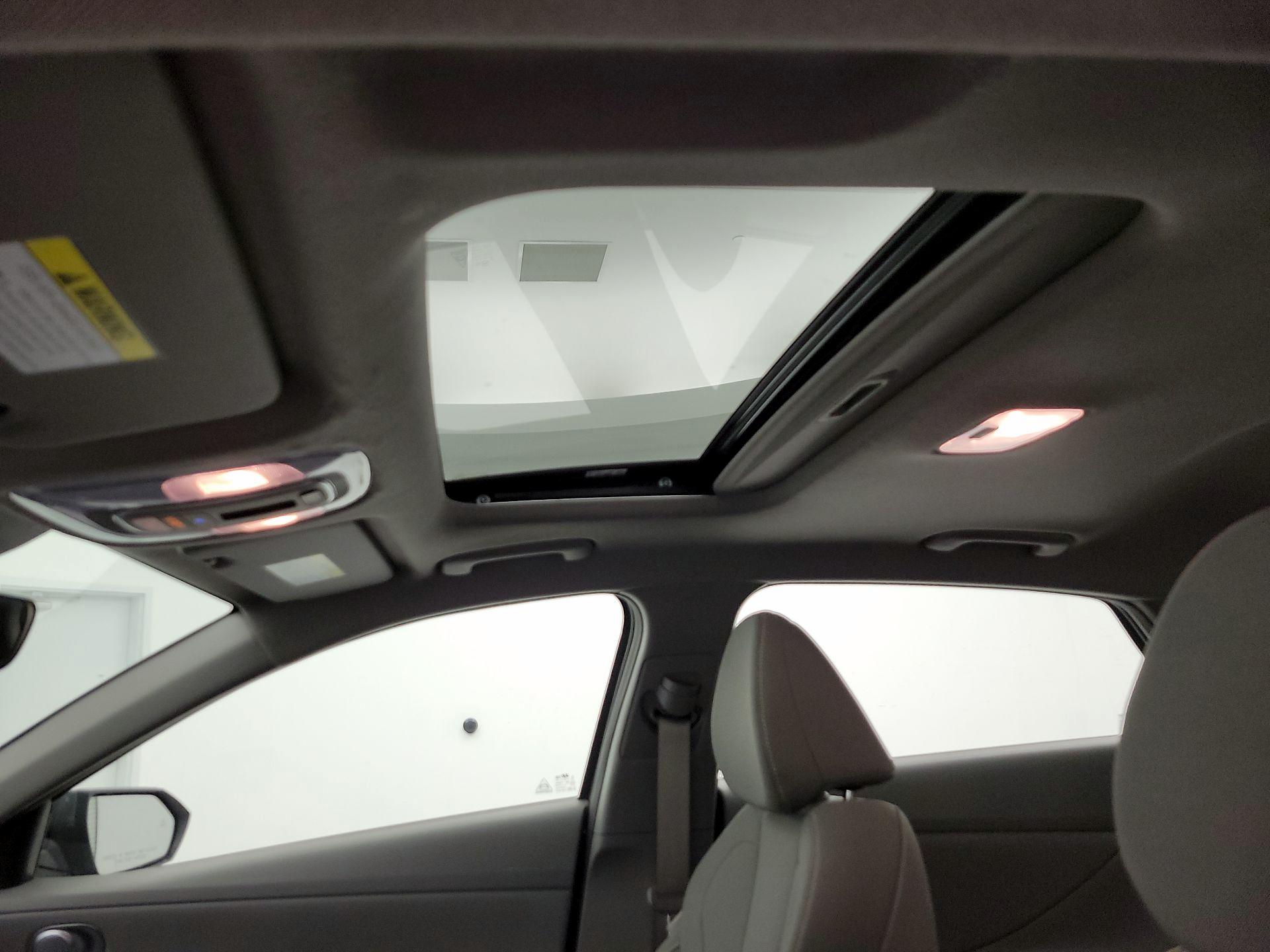 Thumbnail: 2024 Hyundai Elantra - 20