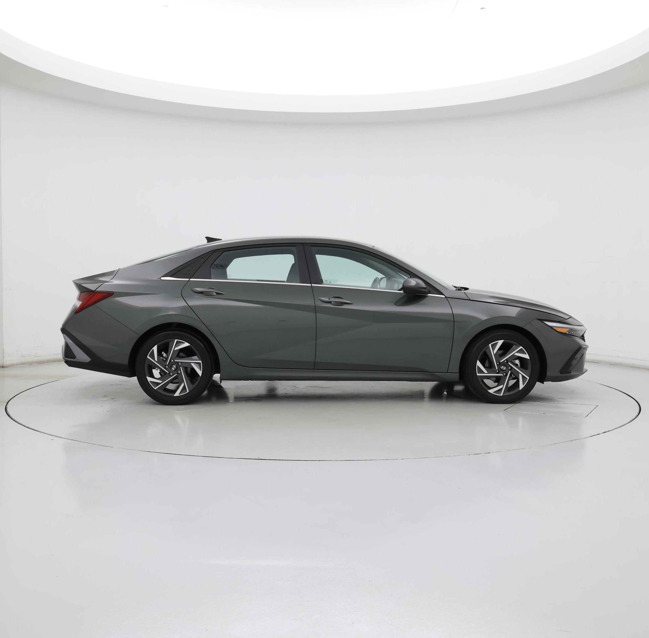Thumbnail: 2024 Hyundai Elantra - 7
