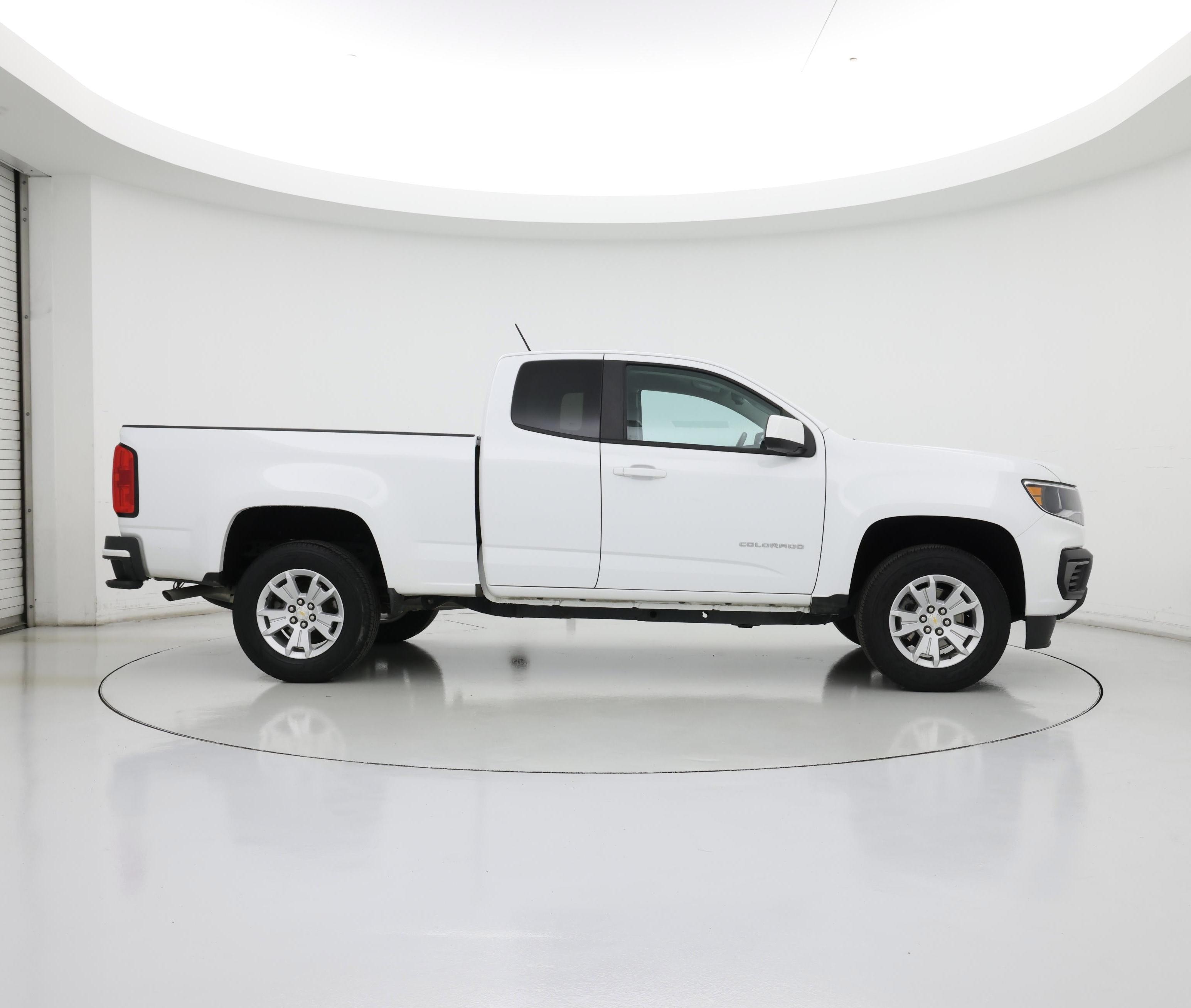 Thumbnail: 2022 Chevrolet Colorado - 7