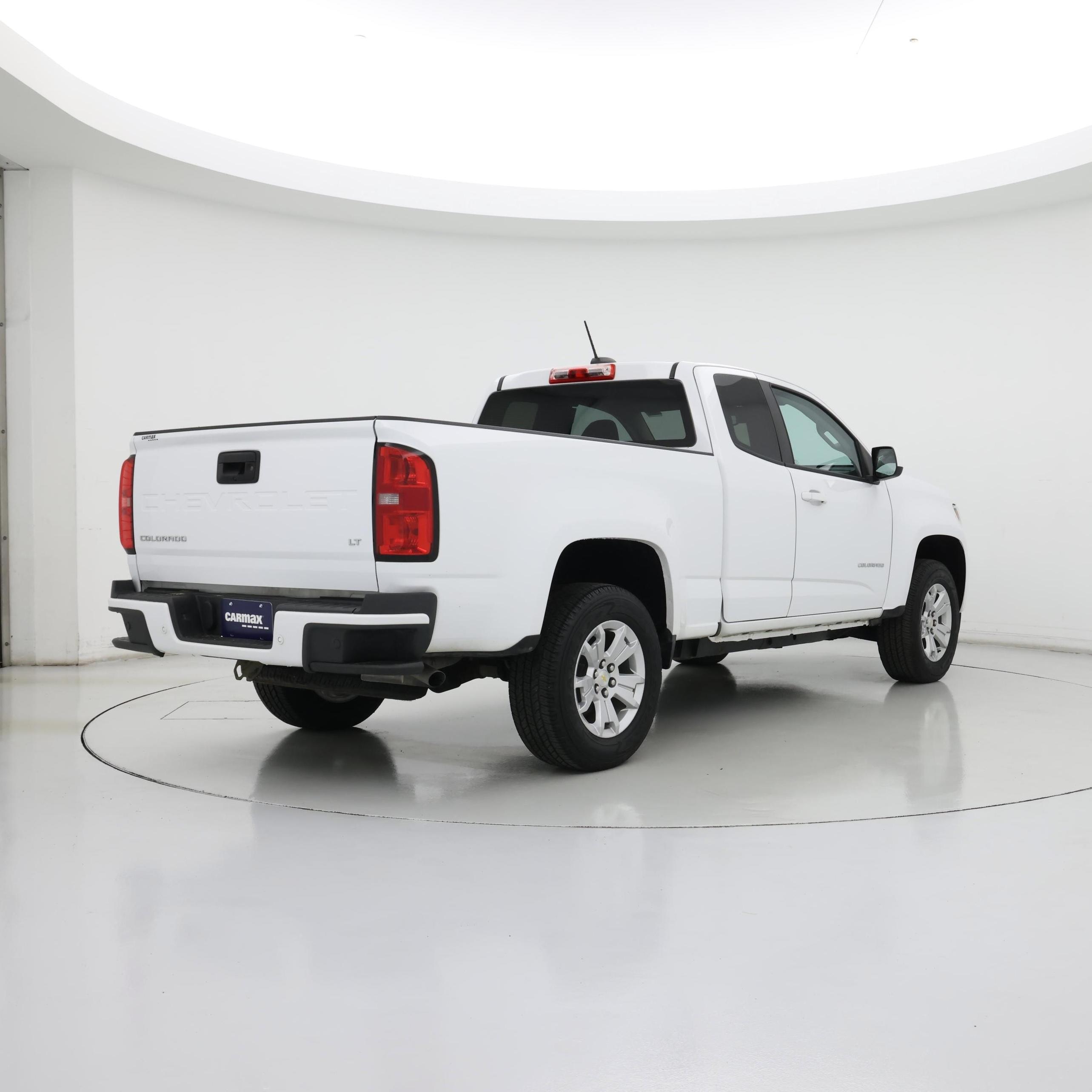 Thumbnail: 2022 Chevrolet Colorado - 8