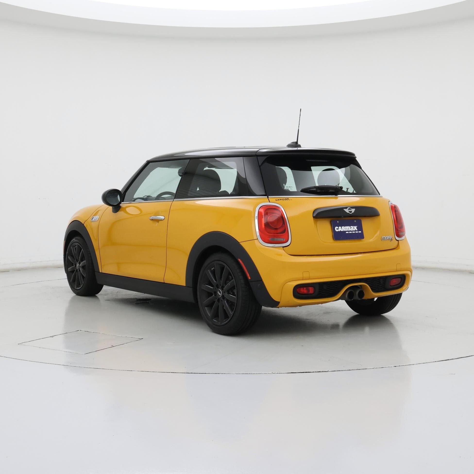 Thumbnail: 2014 MINI Cooper Hardtop - 2