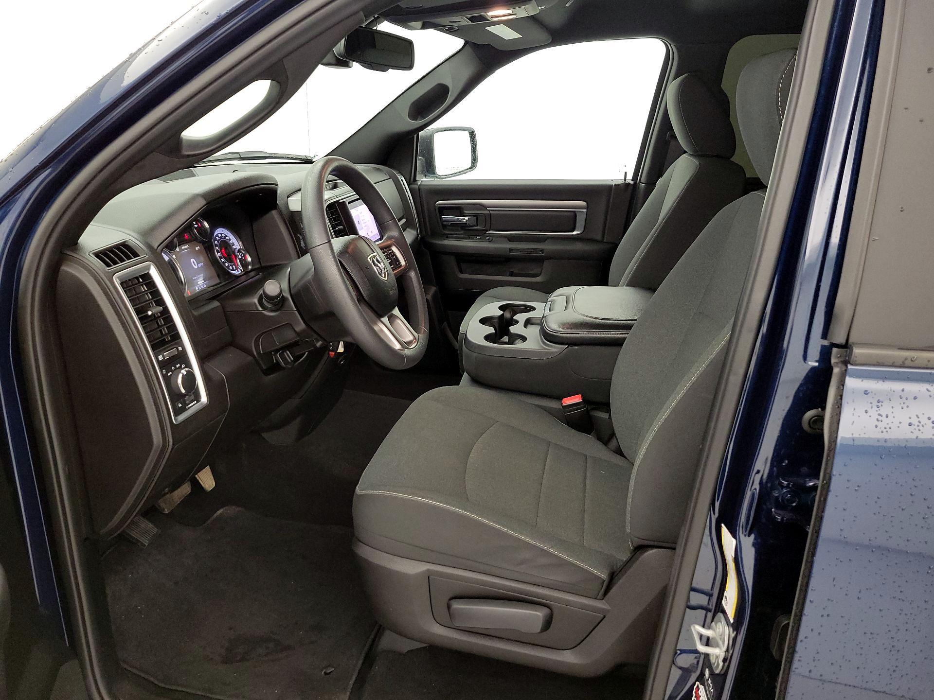 Thumbnail: 2022 RAM 1500 Classic - 11