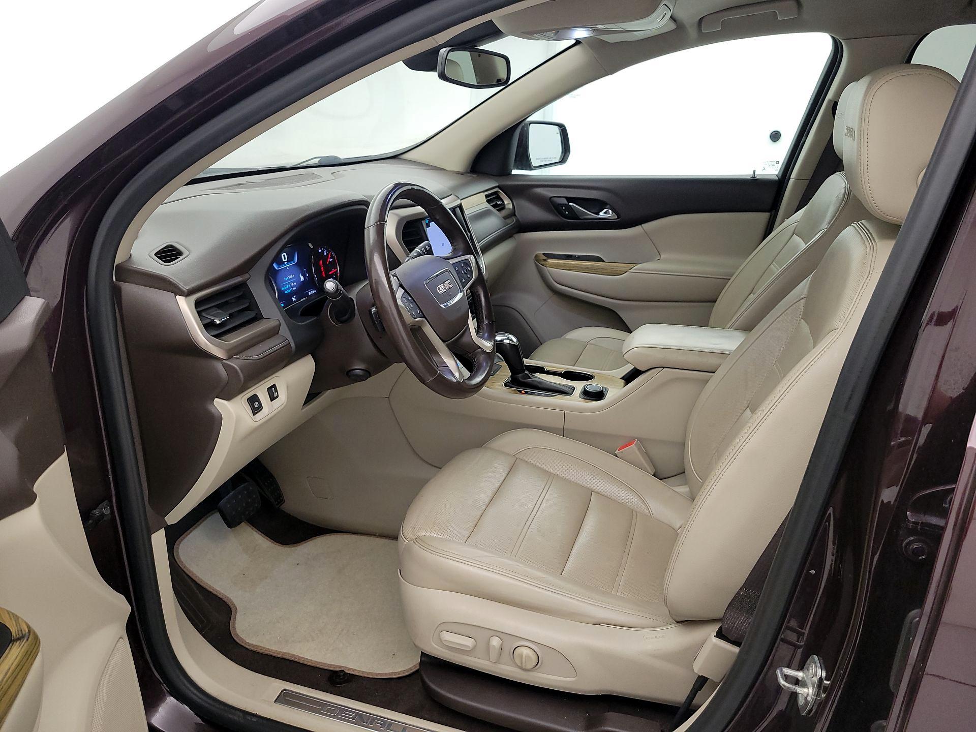 Thumbnail: 2018 GMC Acadia - 11