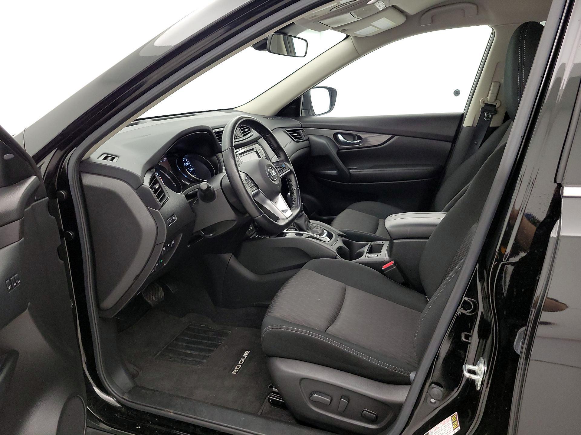 Thumbnail: 2020 Nissan Rogue - 11