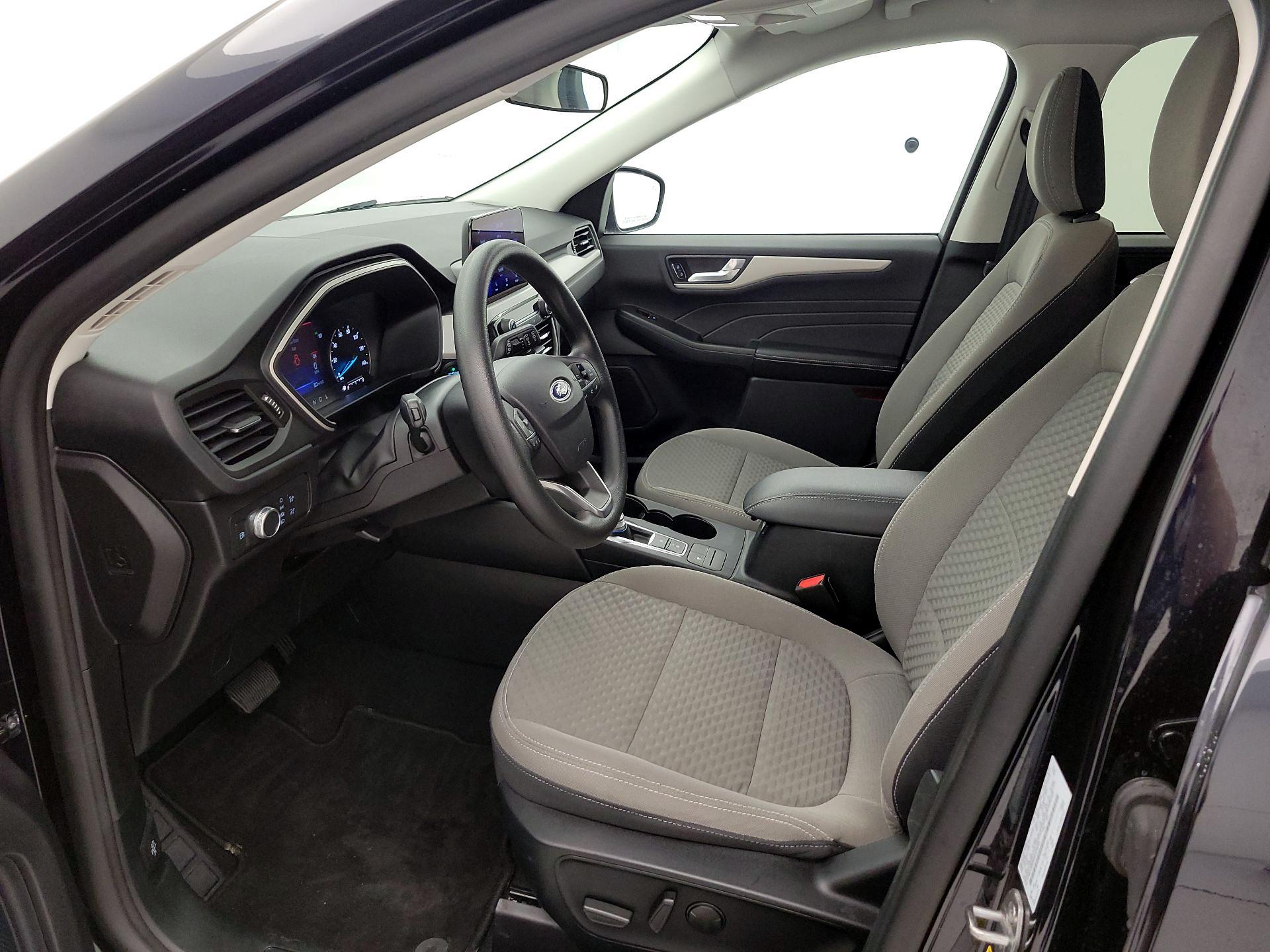 Thumbnail: 2021 Ford Escape - 11