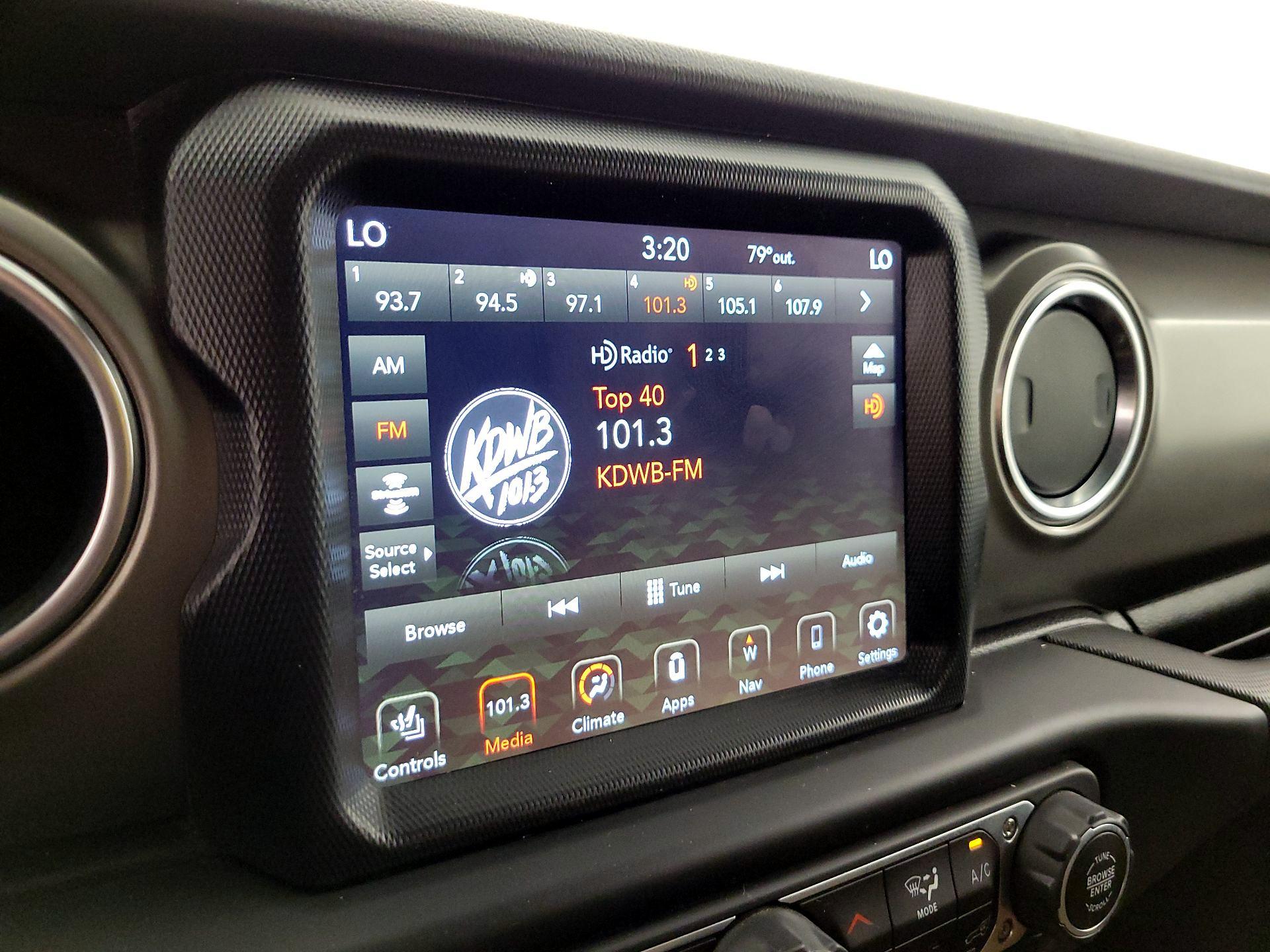 Thumbnail: 2022 Jeep Gladiator - 16