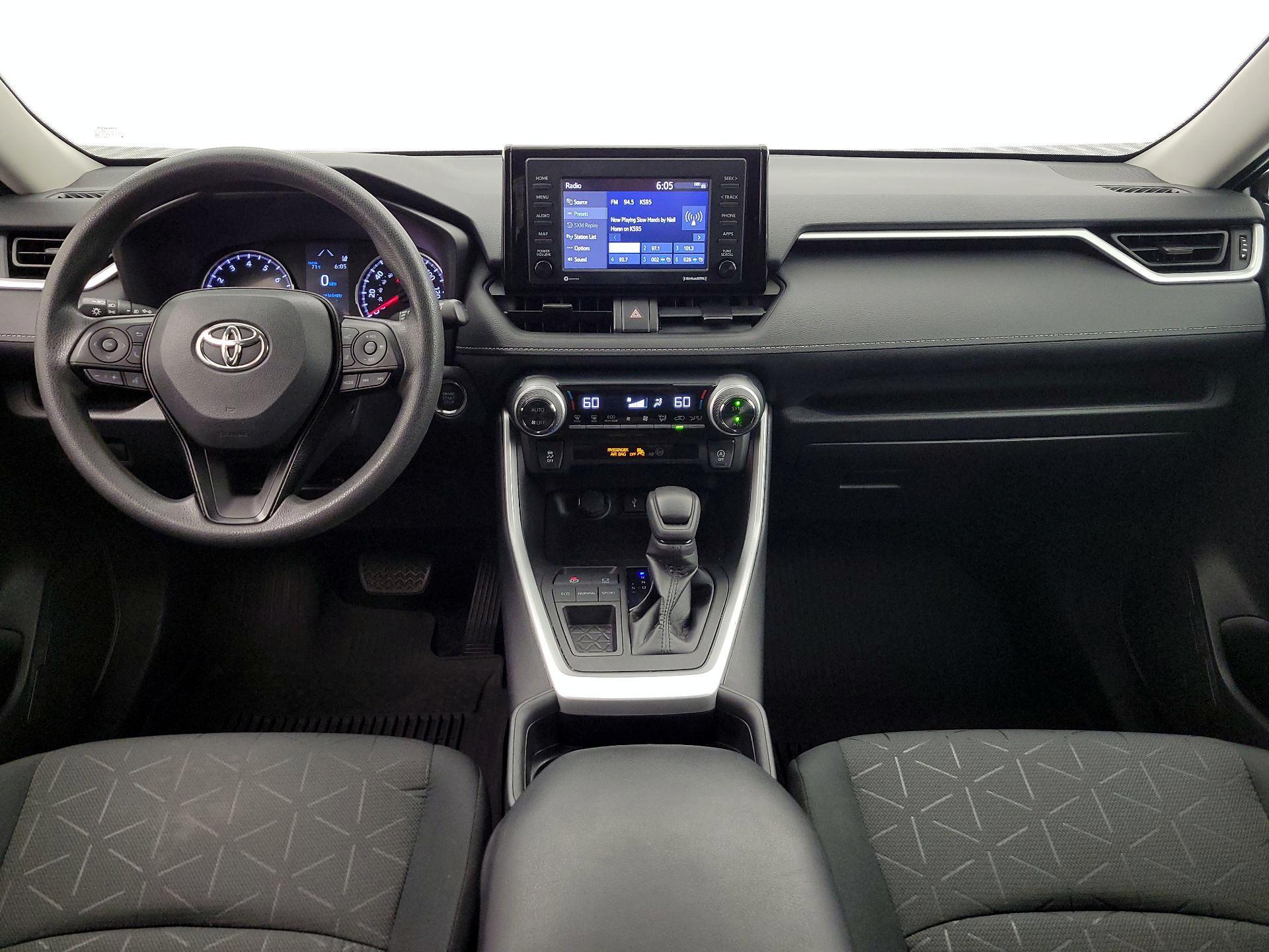 Thumbnail: 2021 Toyota RAV4 - 9