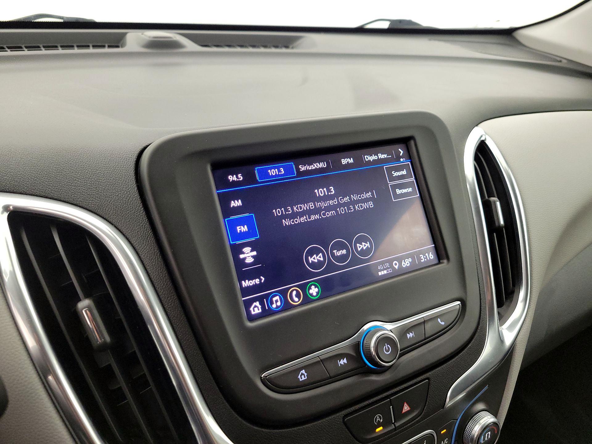Thumbnail: 2022 Chevrolet Equinox - 16