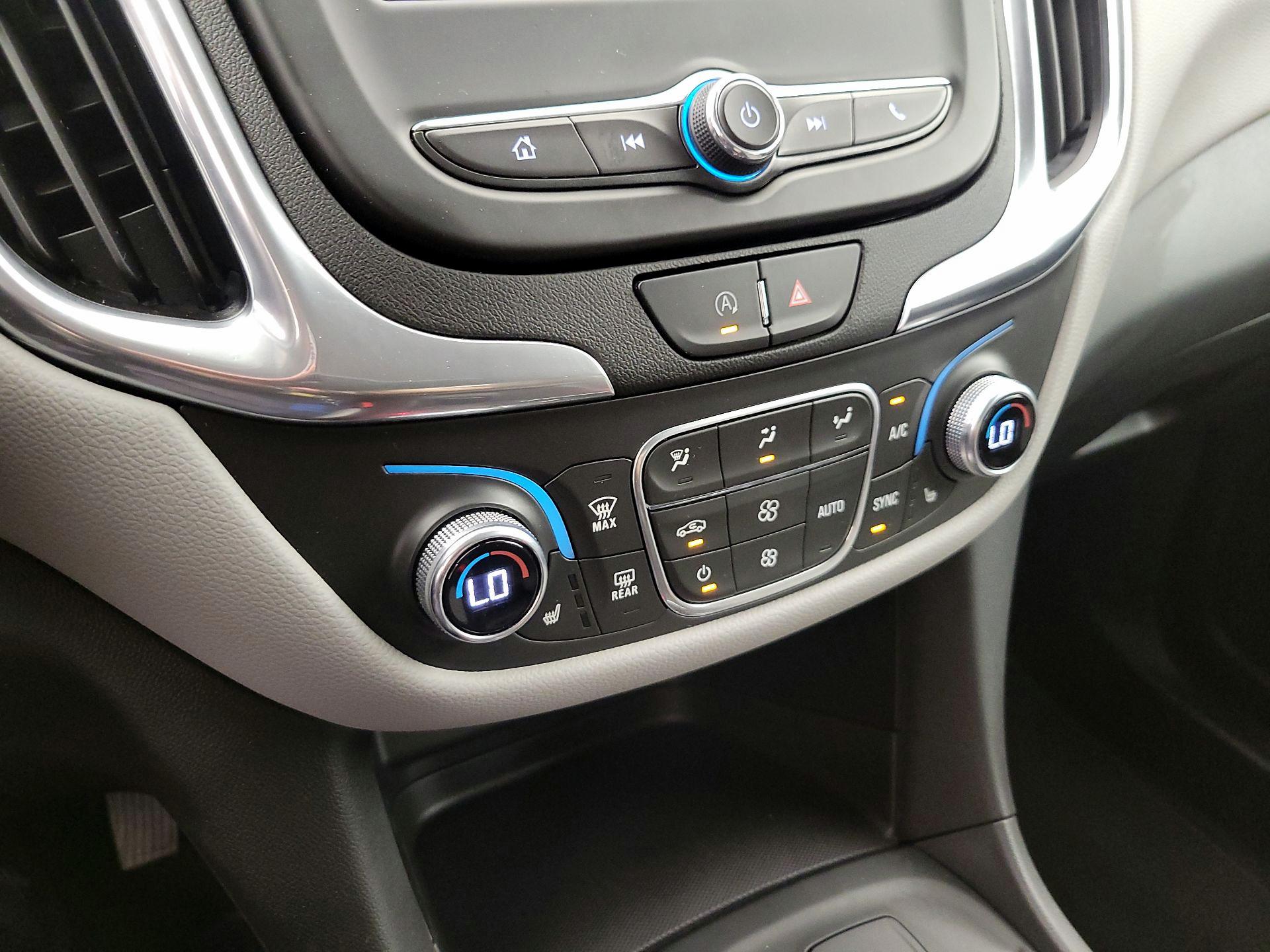 Thumbnail: 2022 Chevrolet Equinox - 17