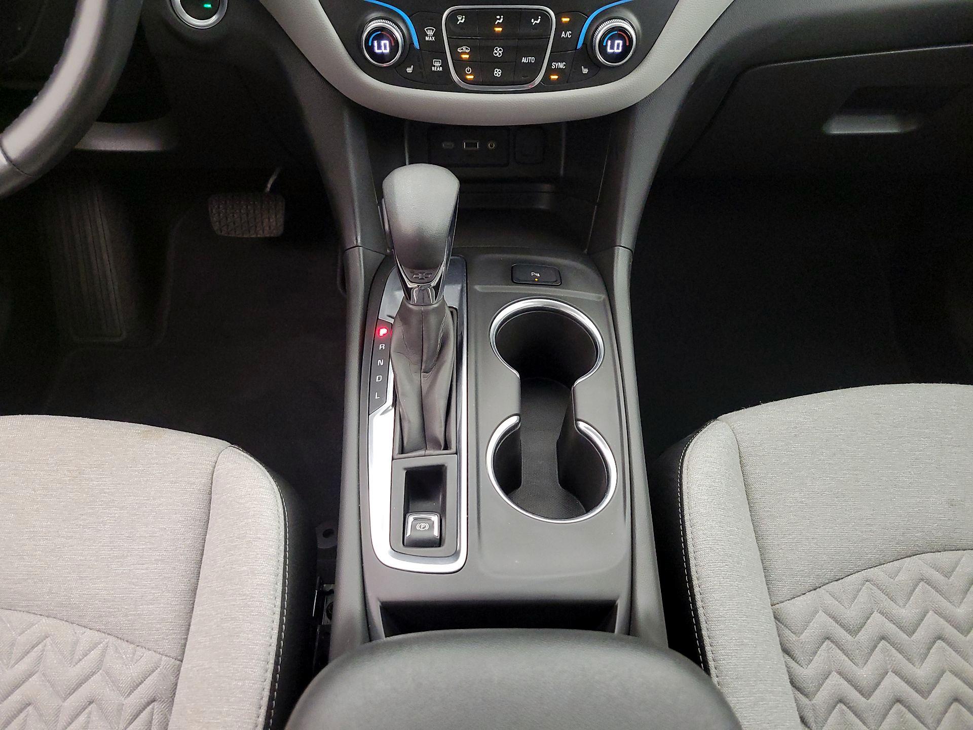 Thumbnail: 2022 Chevrolet Equinox - 18