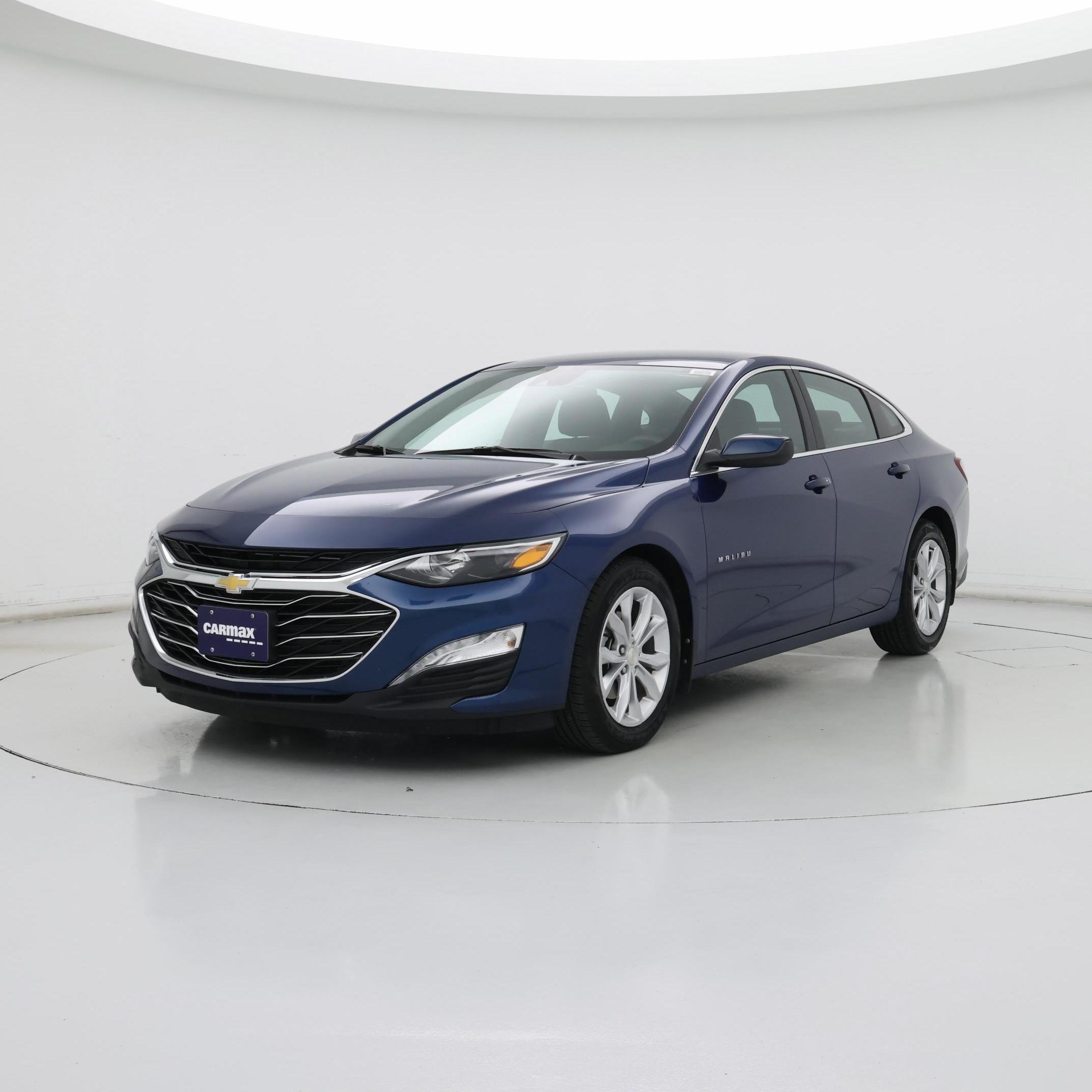 Thumbnail: 2019 Chevrolet Malibu - 4