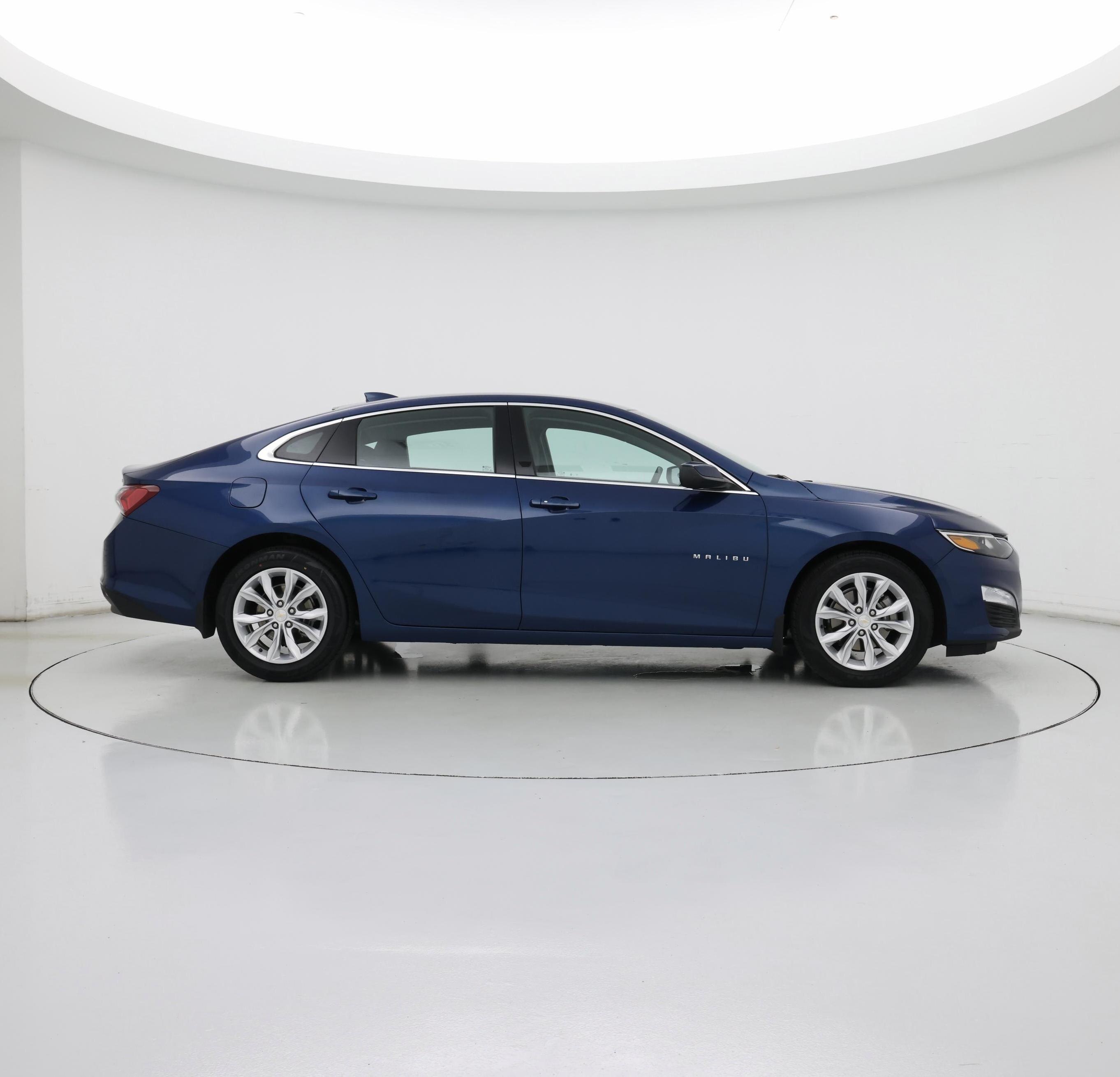 Thumbnail: 2019 Chevrolet Malibu - 7