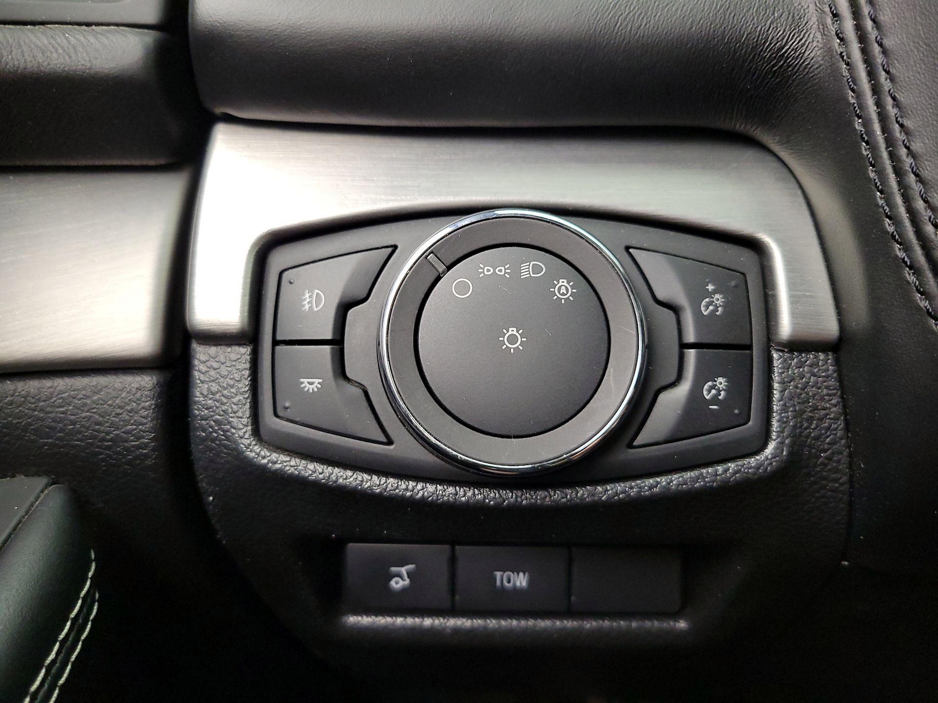 Thumbnail: 2018 Ford Explorer - 13