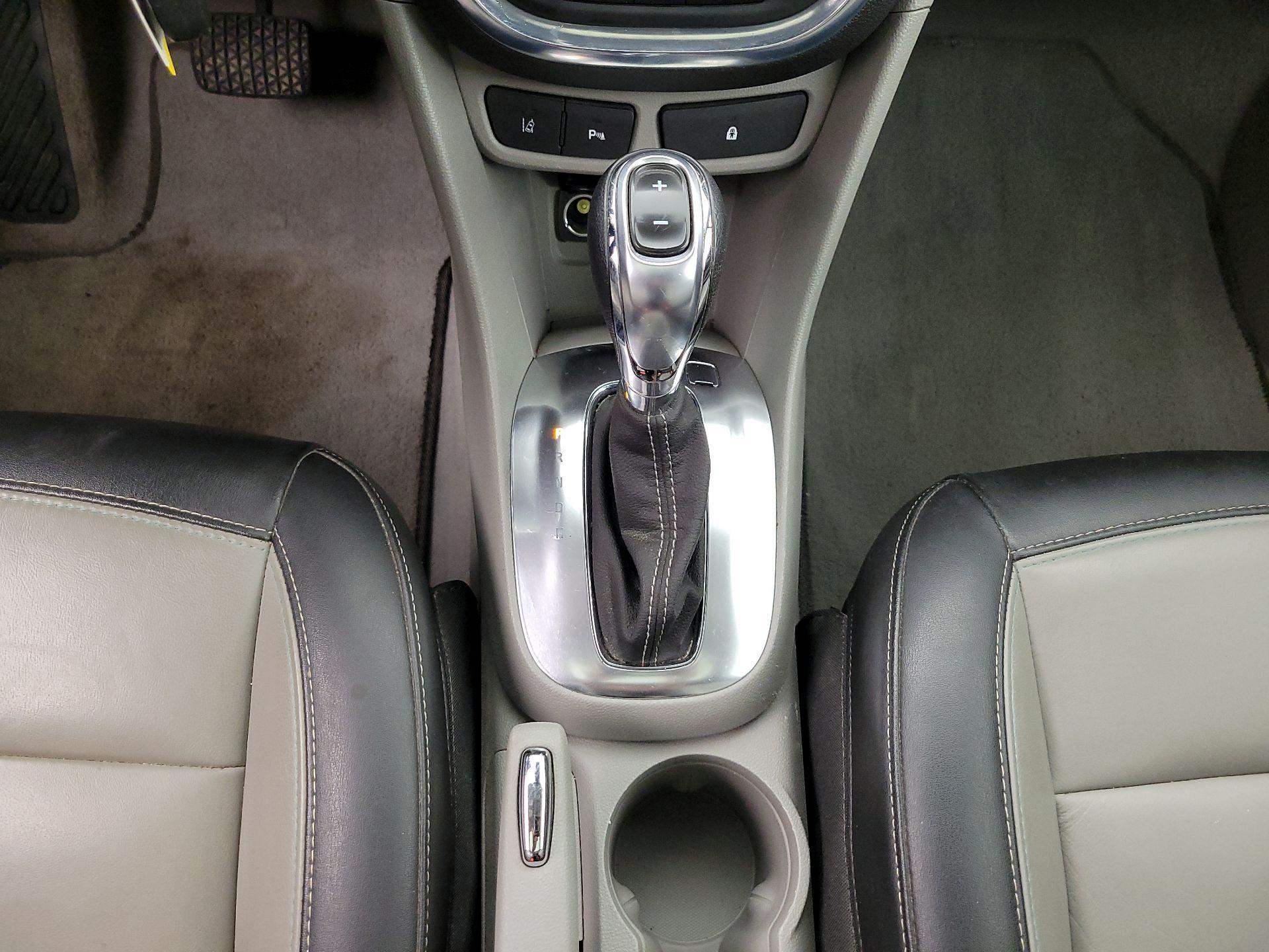 Thumbnail: 2014 Buick Encore - 18