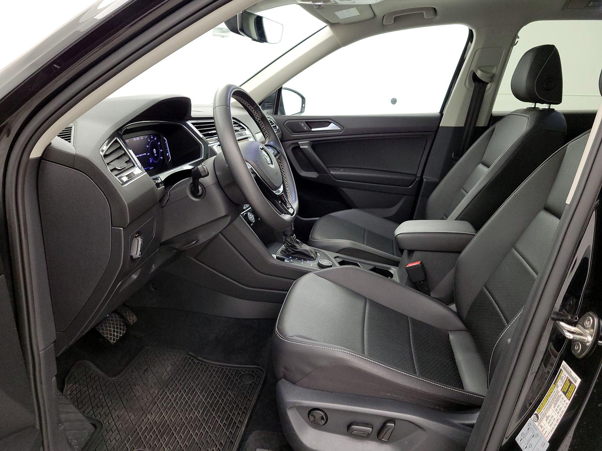 Thumbnail: 2021 Volkswagen Tiguan - 11