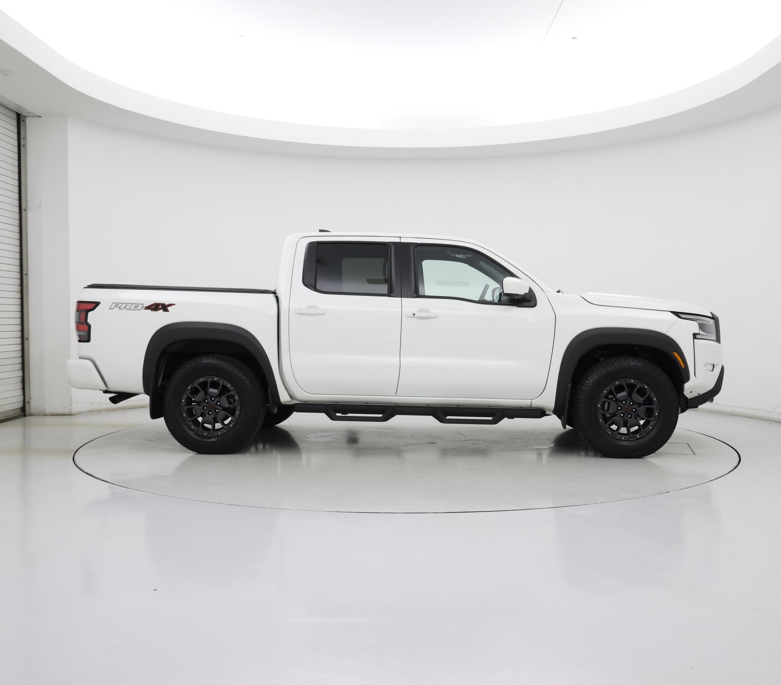 Thumbnail: 2023 Nissan Frontier - 7