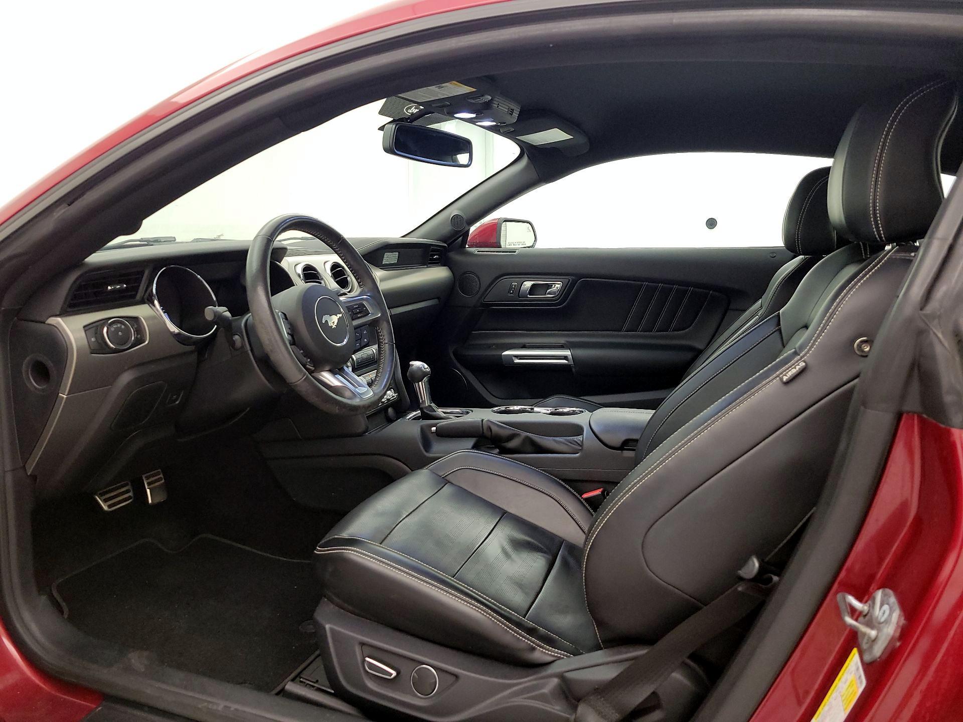 Thumbnail: 2015 Ford Mustang - 11
