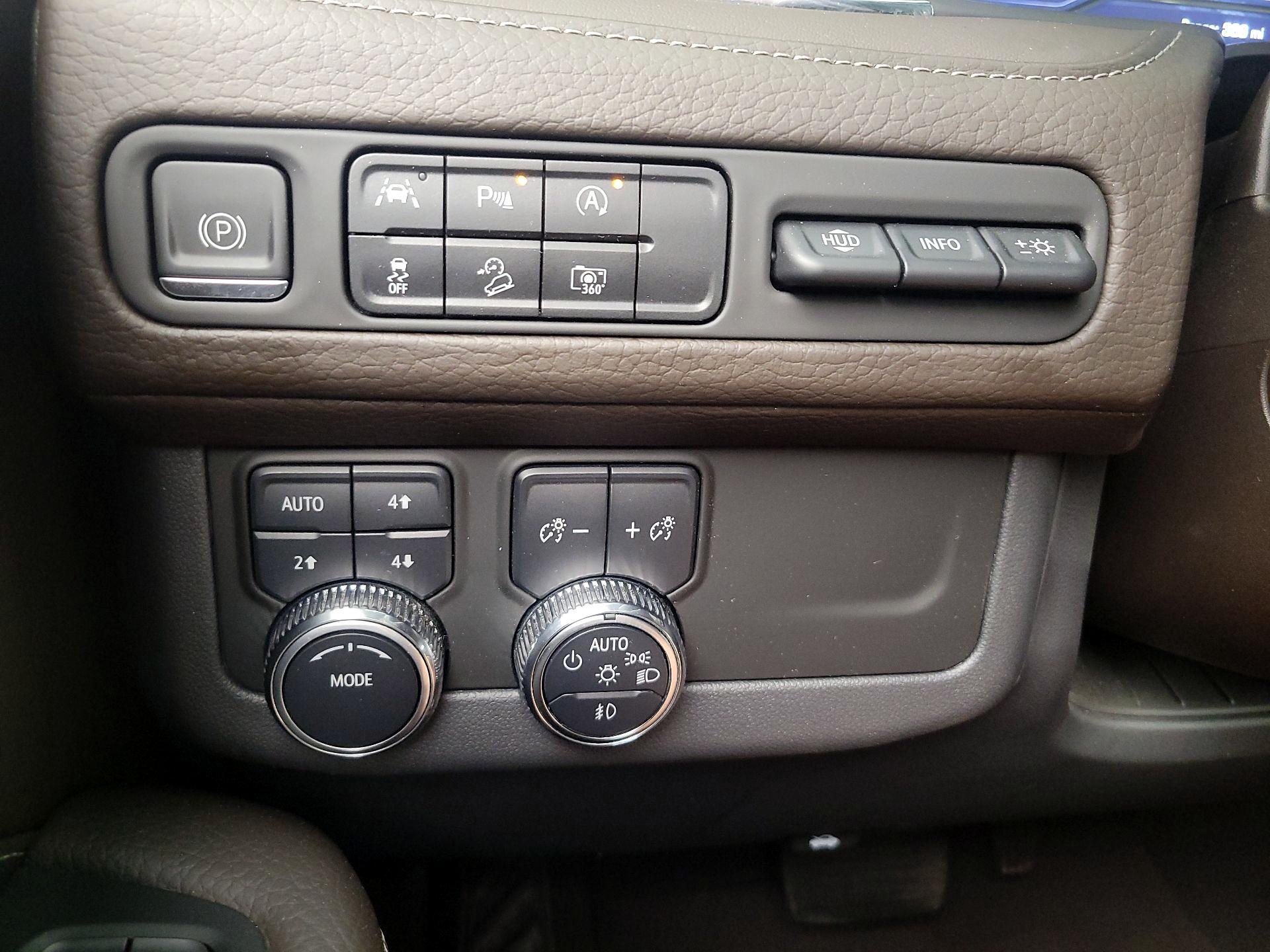 Thumbnail: 2023 GMC Yukon - 13
