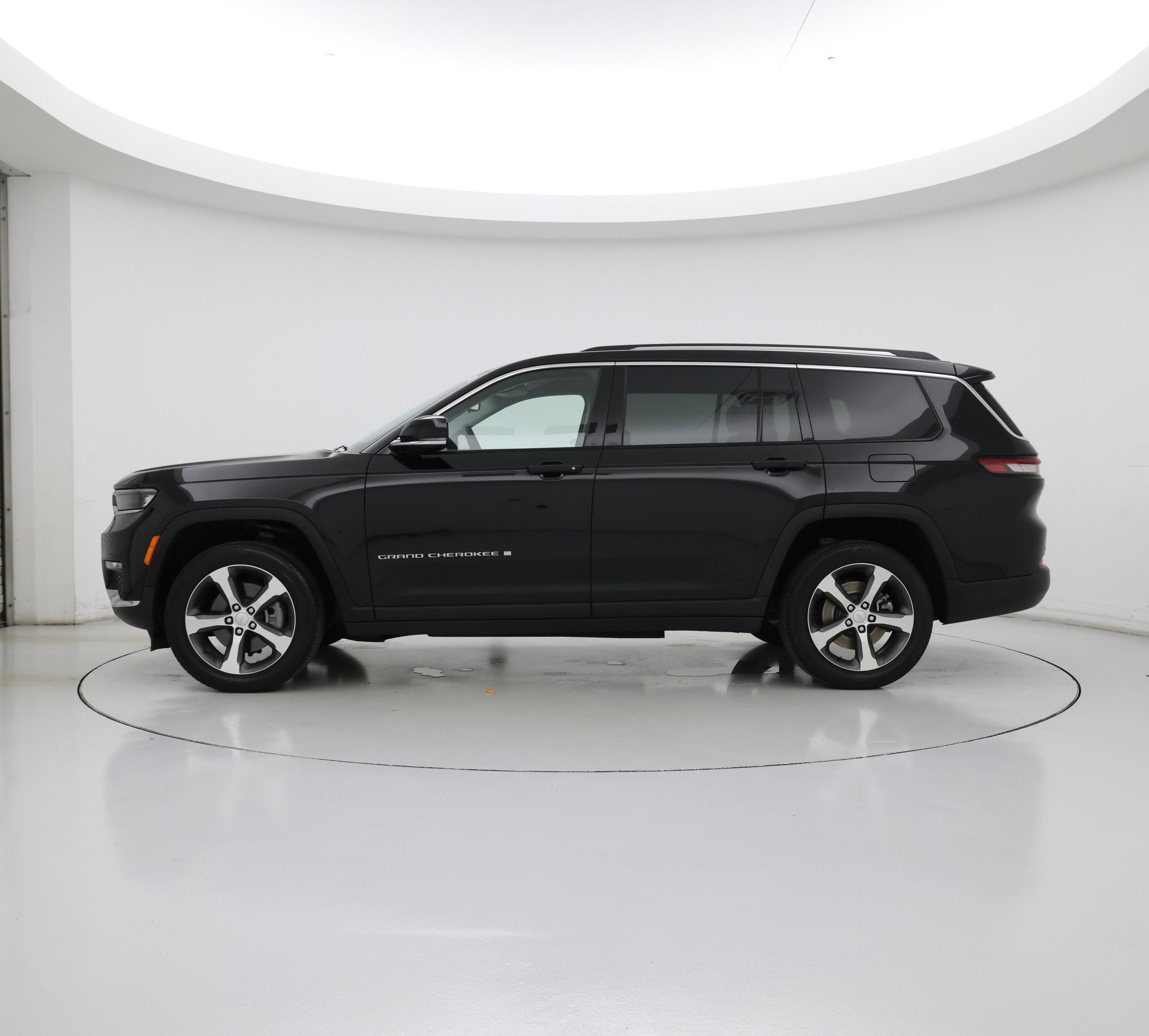 Thumbnail: 2023 Jeep Grand Cherokee L - 3