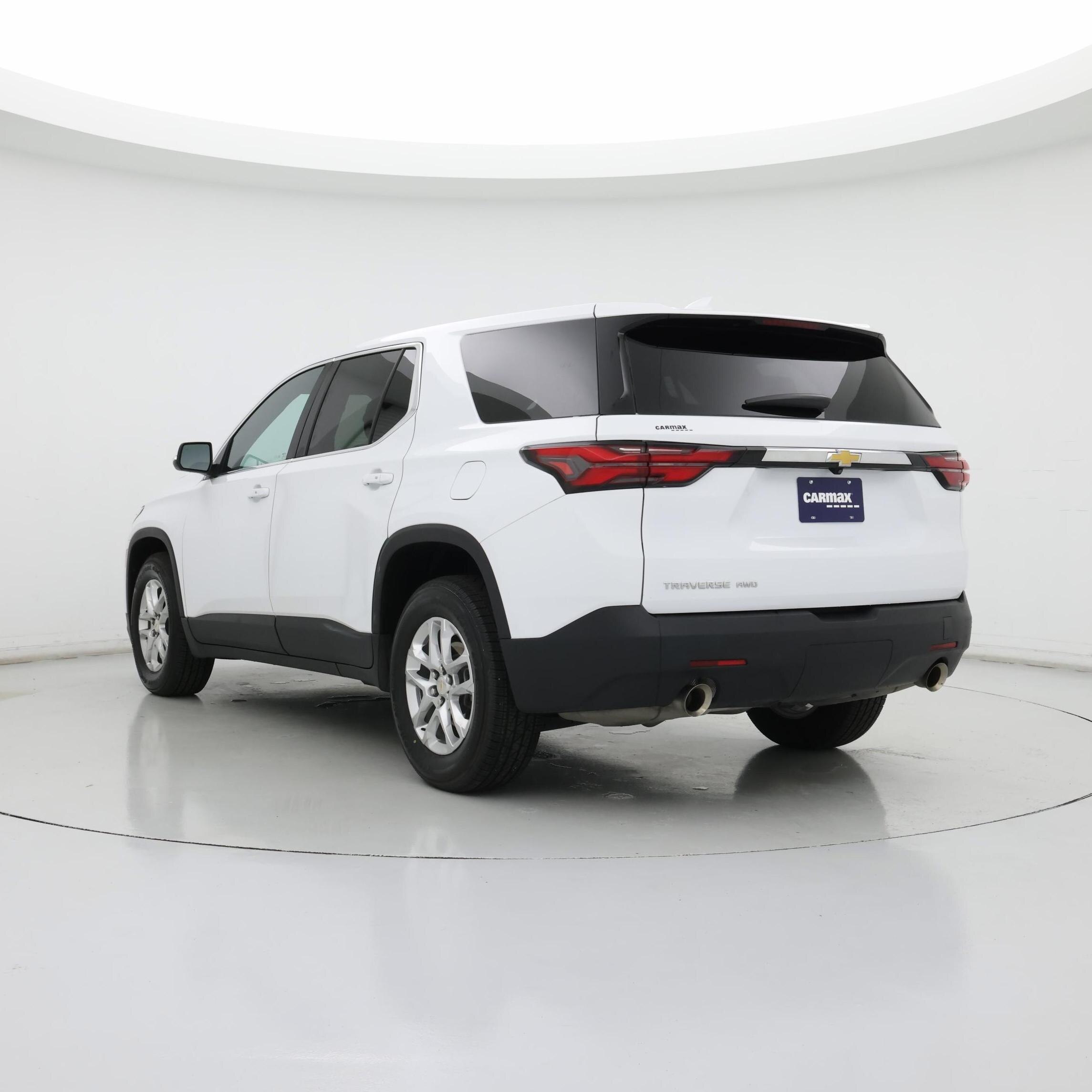Thumbnail: 2023 Chevrolet Traverse - 2