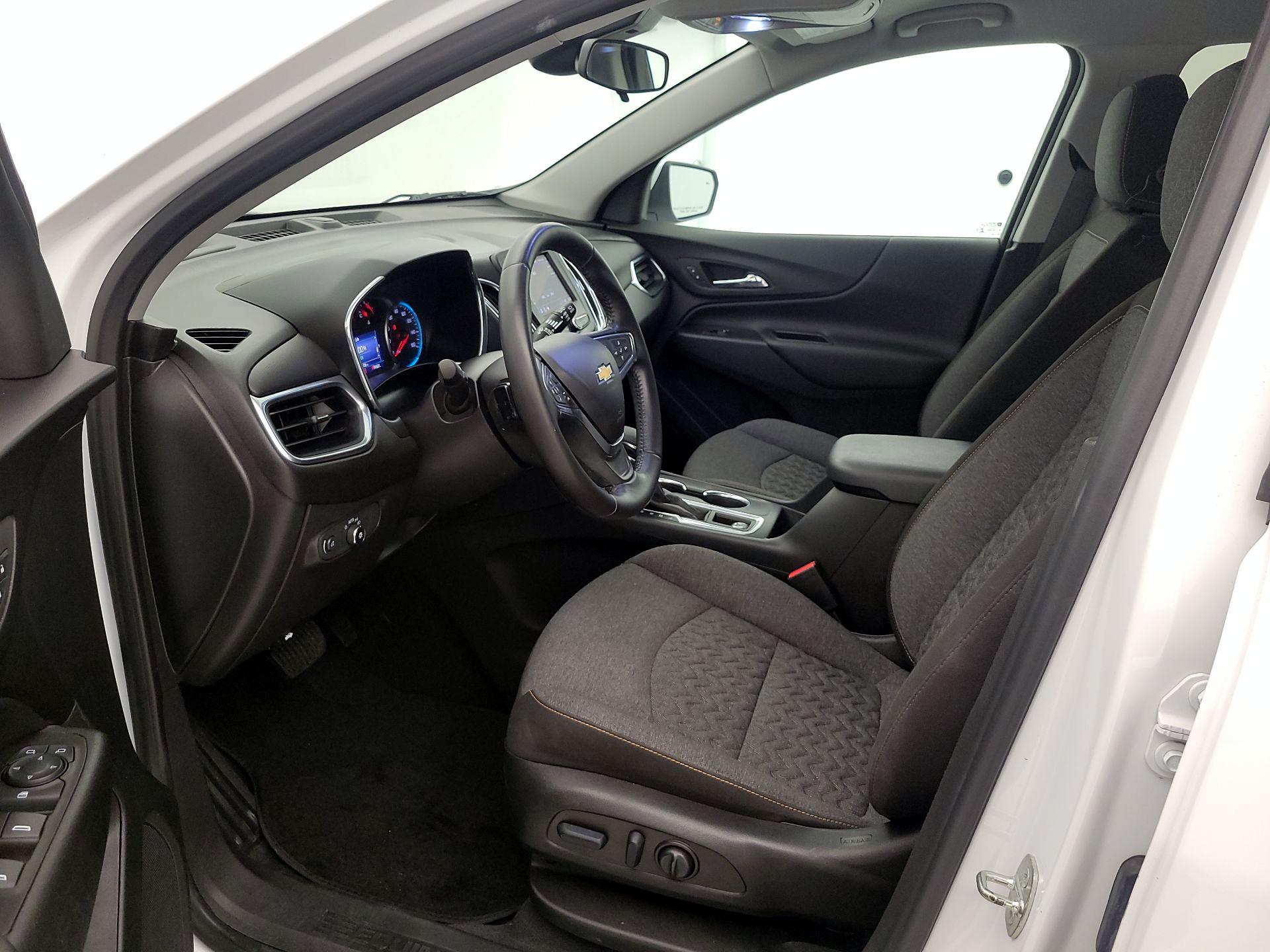 Thumbnail: 2022 Chevrolet Equinox - 11